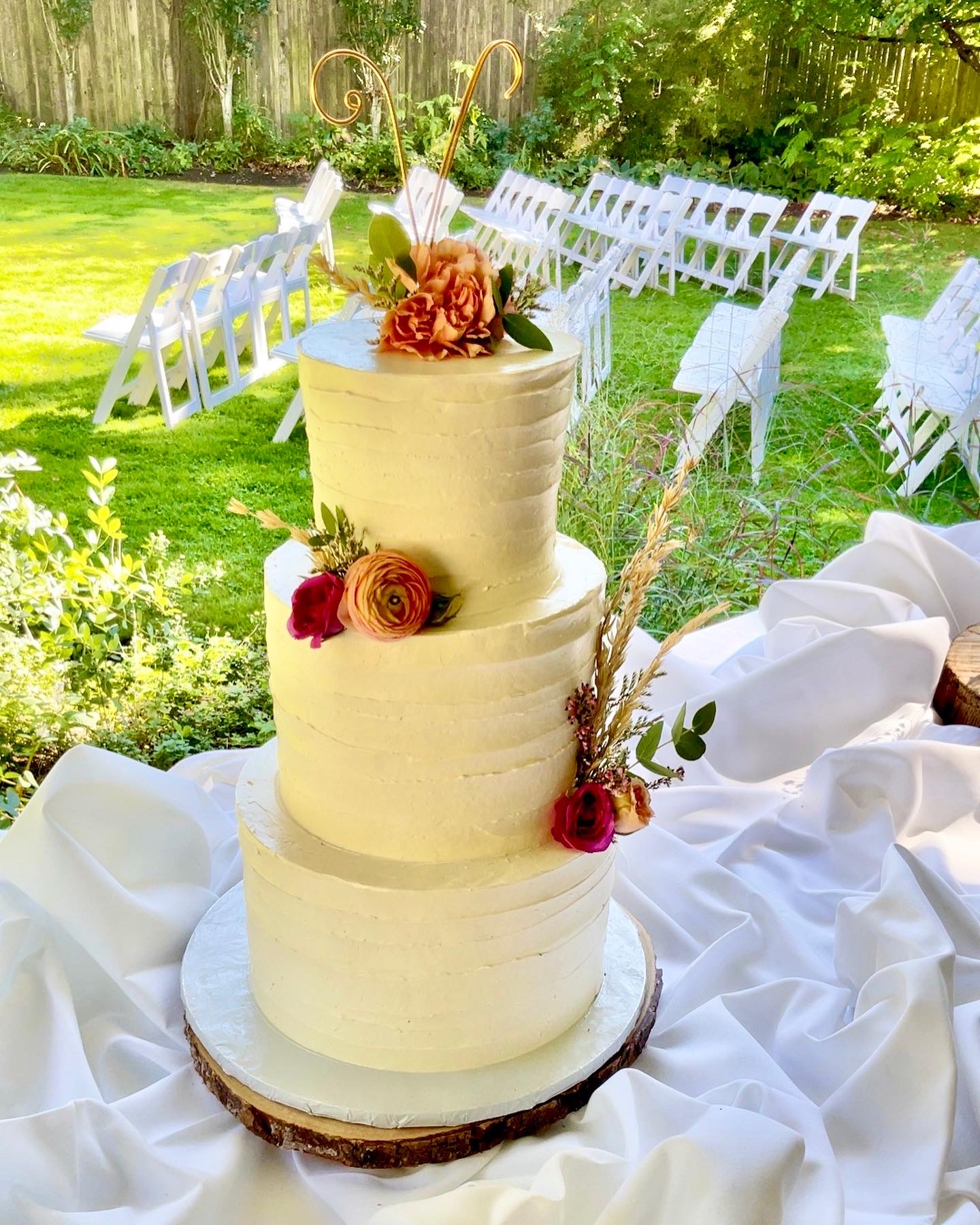 Favi's Fabulous Cakes Menu