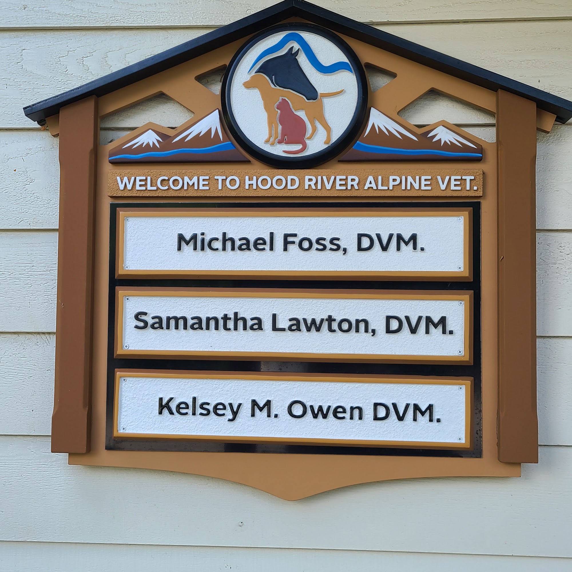 Alpine Veterinary Hospital Hood River