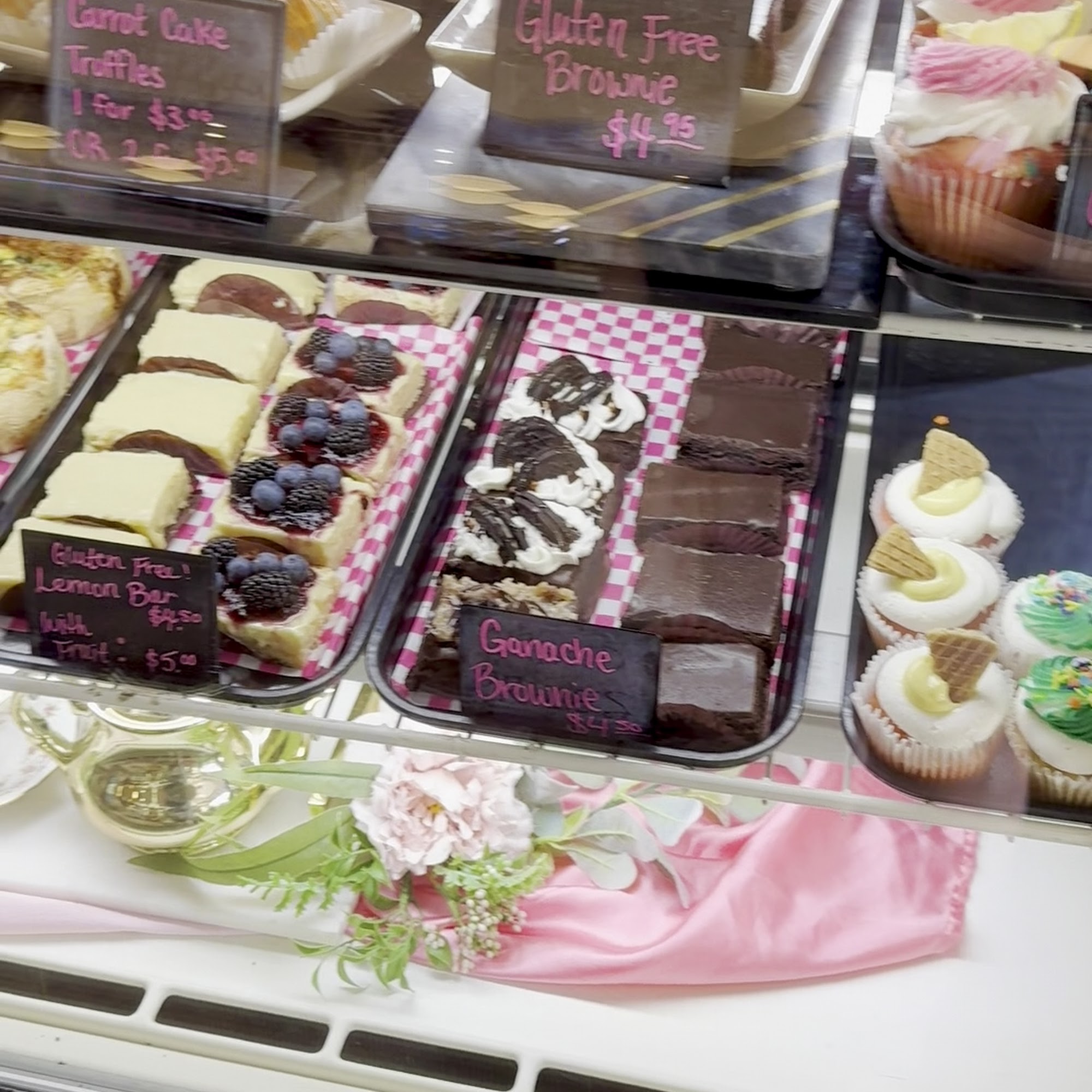 Le Bebe Cakes Bakery & Coffee & Tea House La Grande
