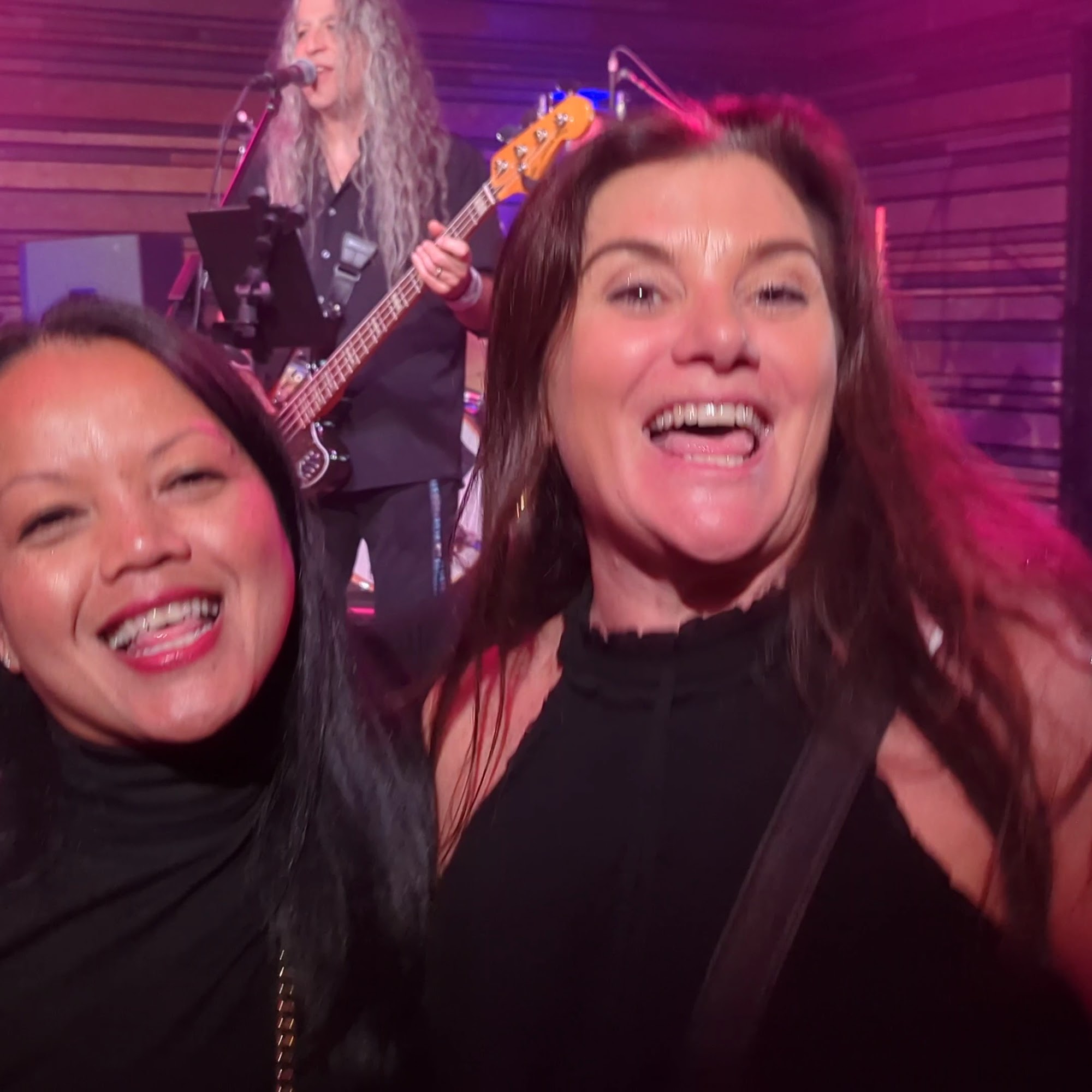 Hop N Cork Lake Oswego