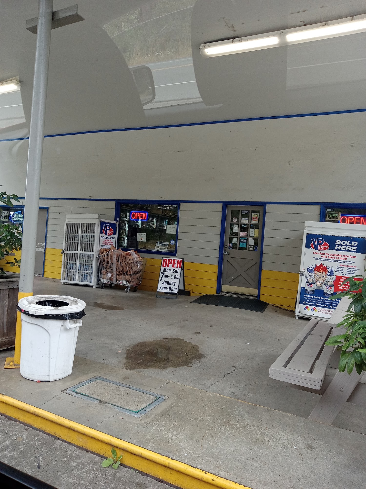 T'ree Acres Mini Mart Lakeside