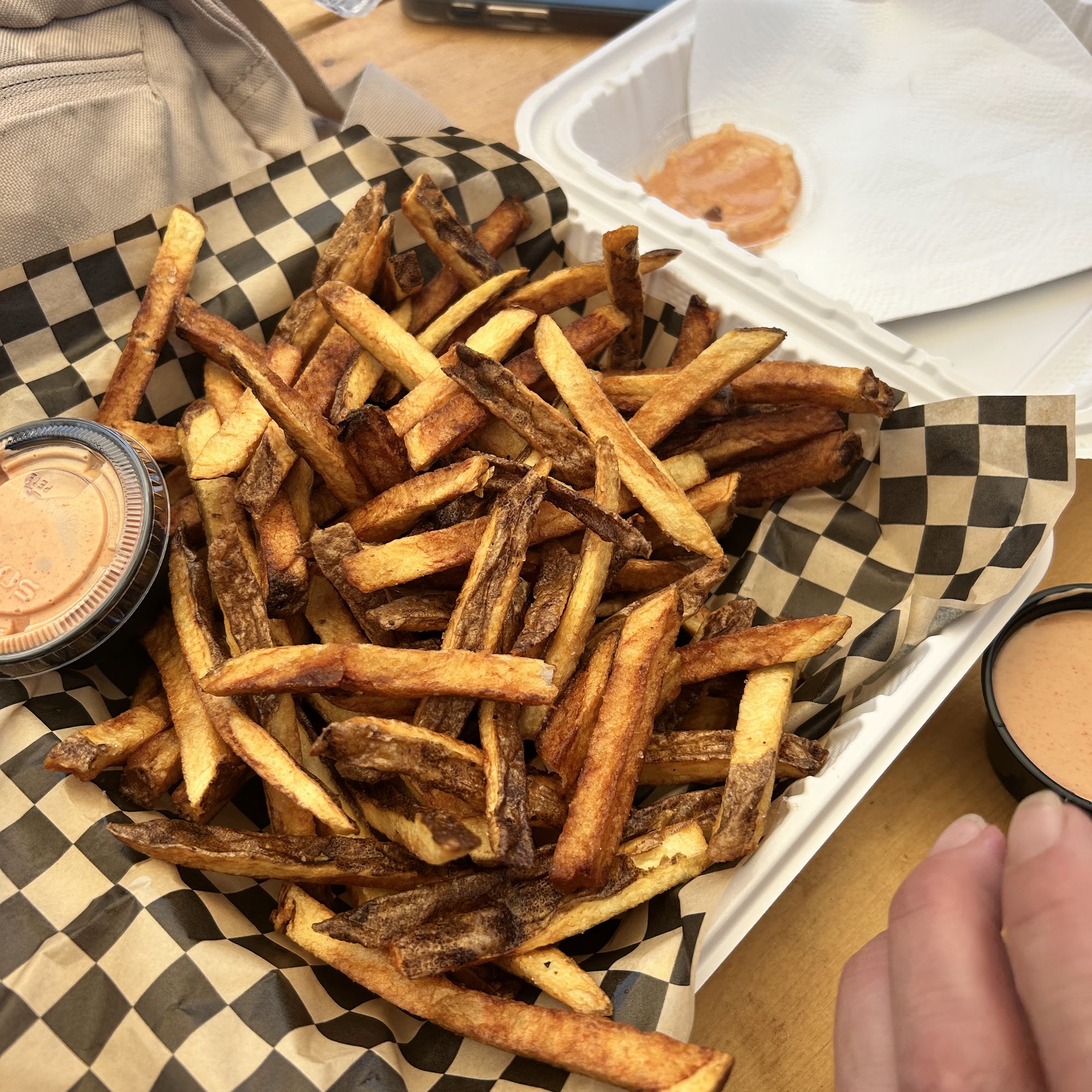 Magic Munchie Machine 130 SW 5th St, Madras