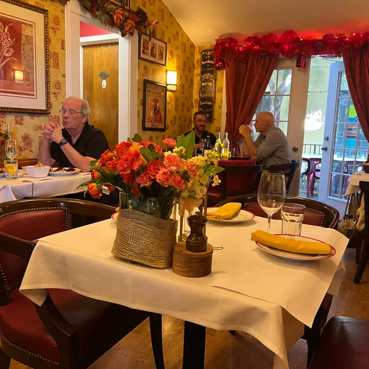 Photo credit: opentable