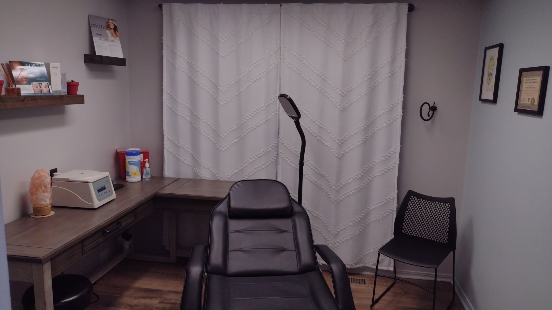 Newberg Aesthetics 1530 E 1st St, Newberg Oregon 97132