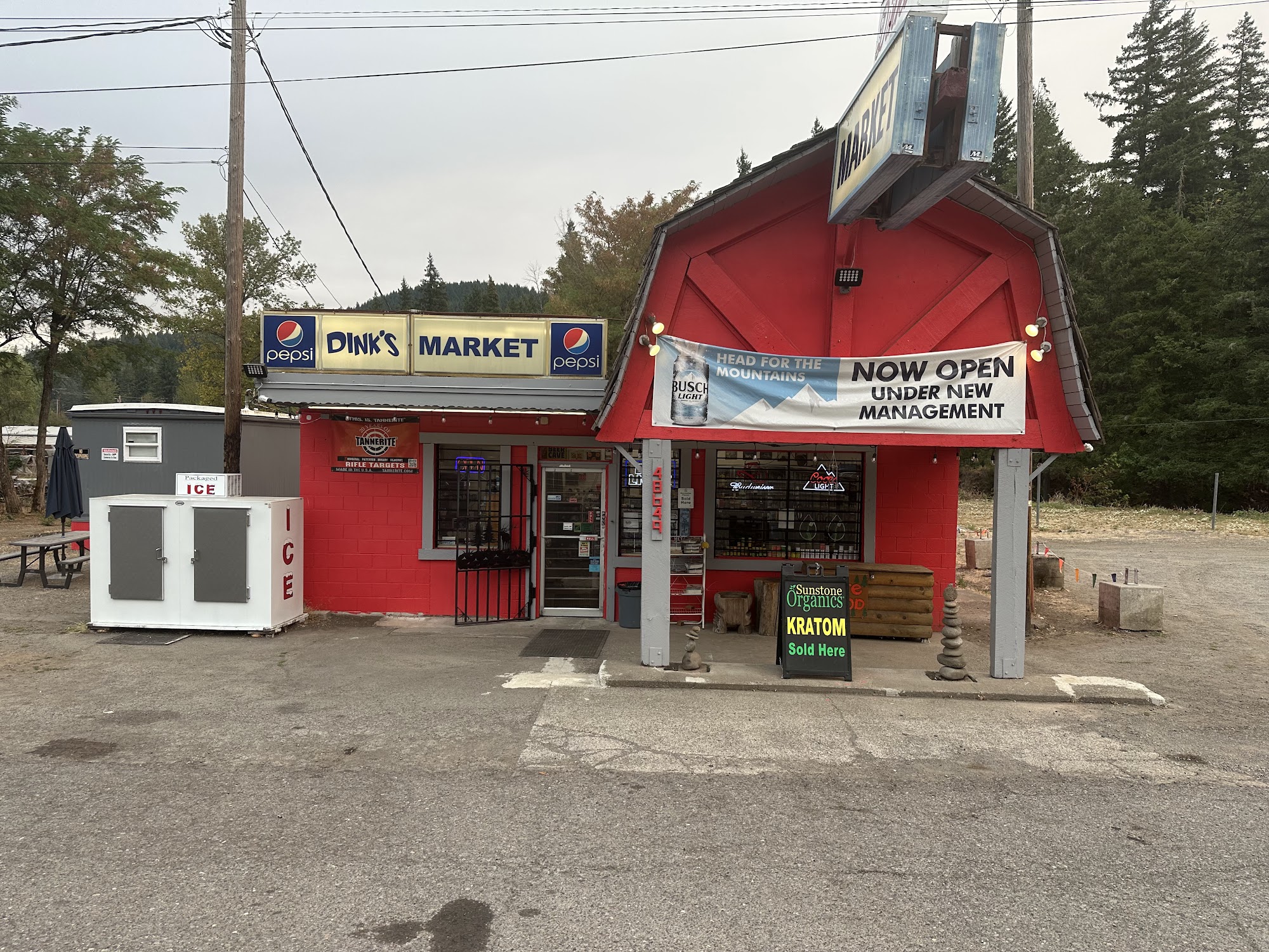 Dink's Market Oakridge