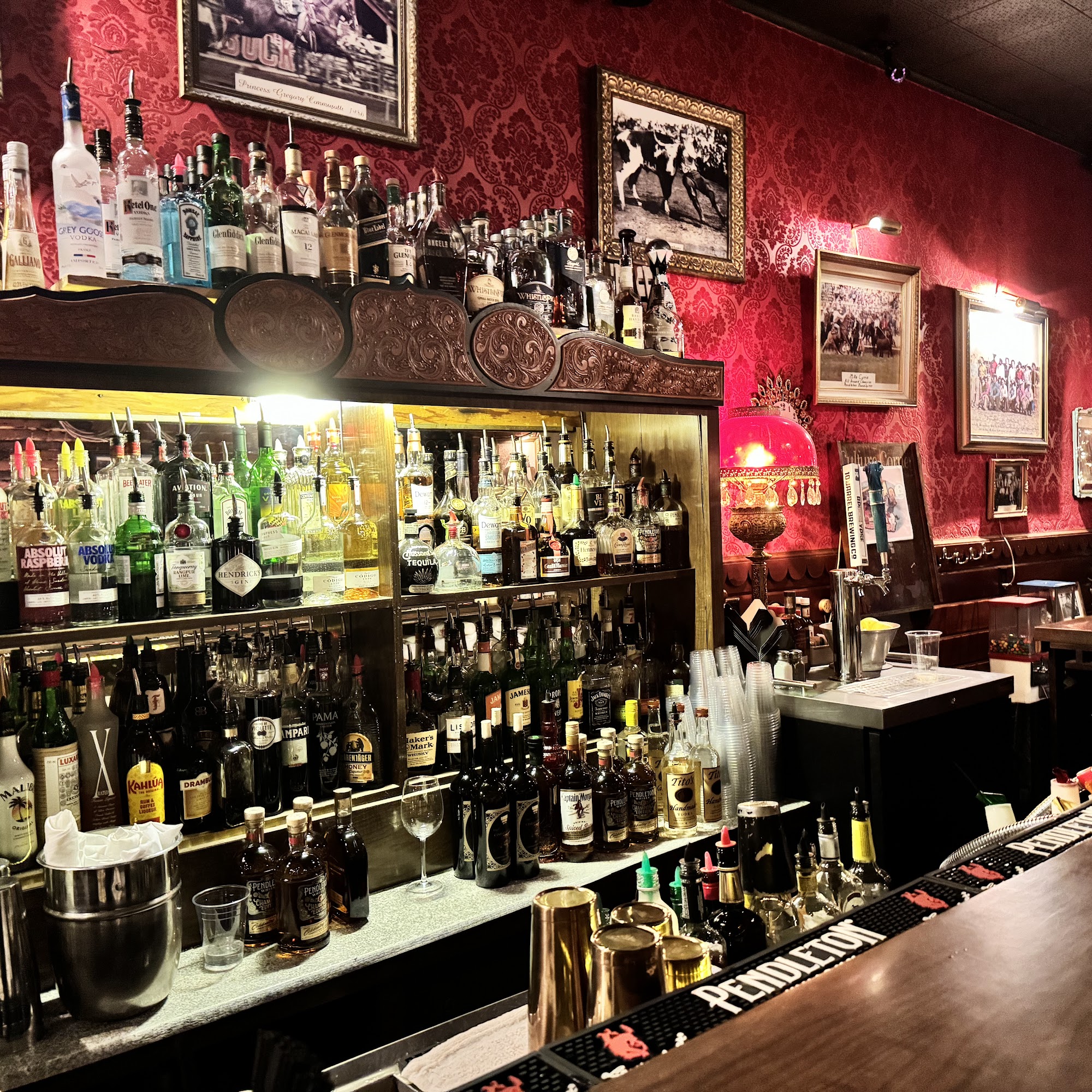 Virgil's At Cimmiyotti's Pendleton
