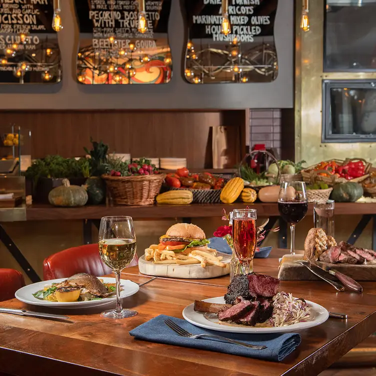 Photo credit: opentable