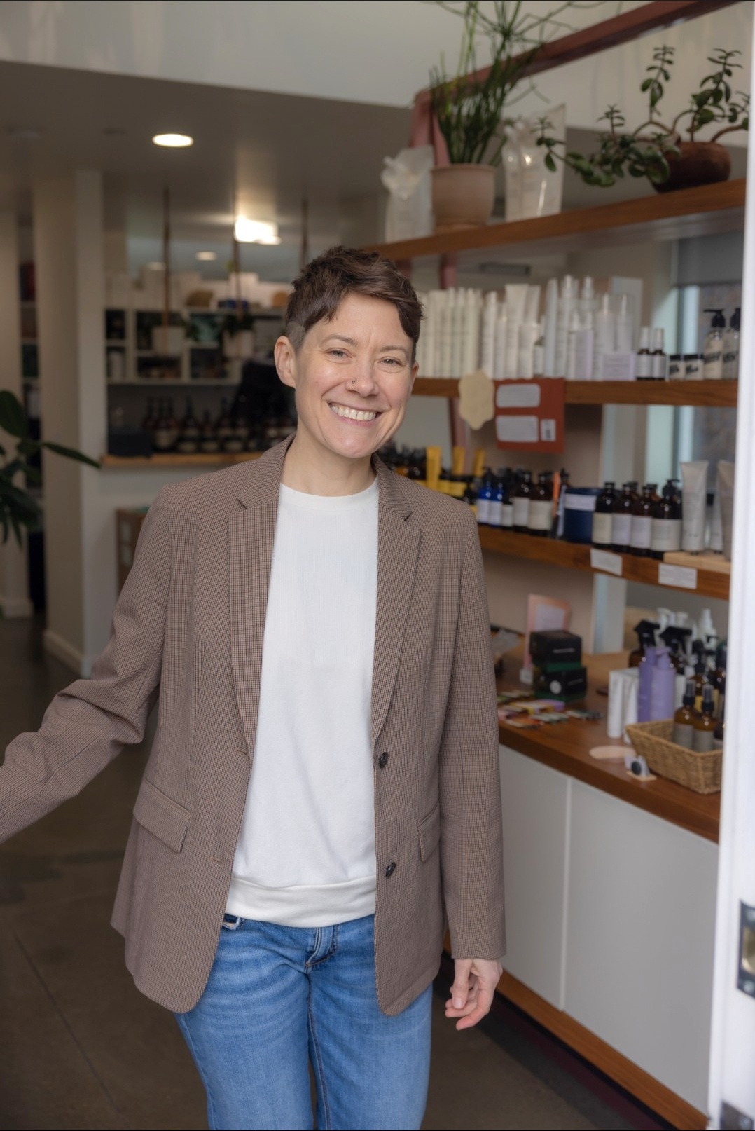 Hair Design By Ruth at Âme Salon 2705 SE Ash St, Portland Oregon 97214