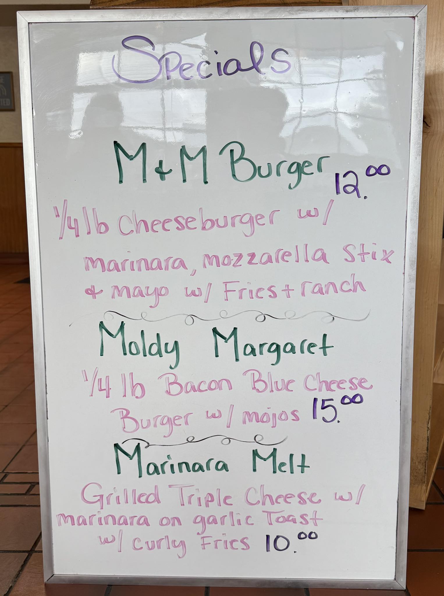 Don's Main Street Family Restaurant Reedsport