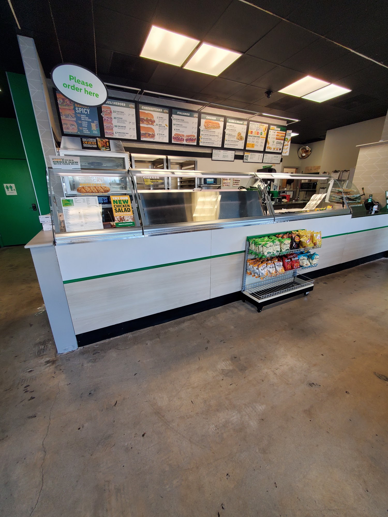 Subway (Harvard Ave)