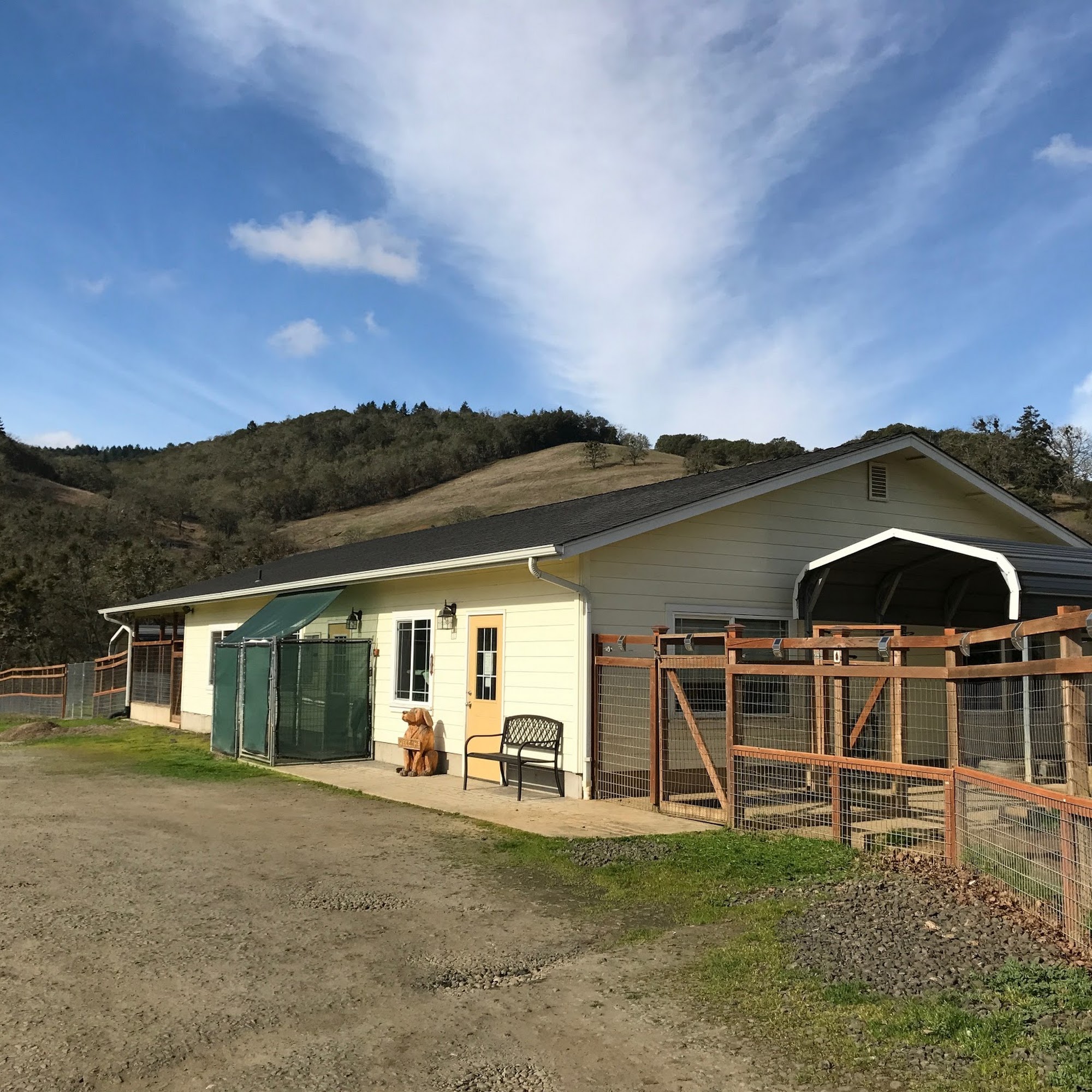 Canine Country Club Roseburg