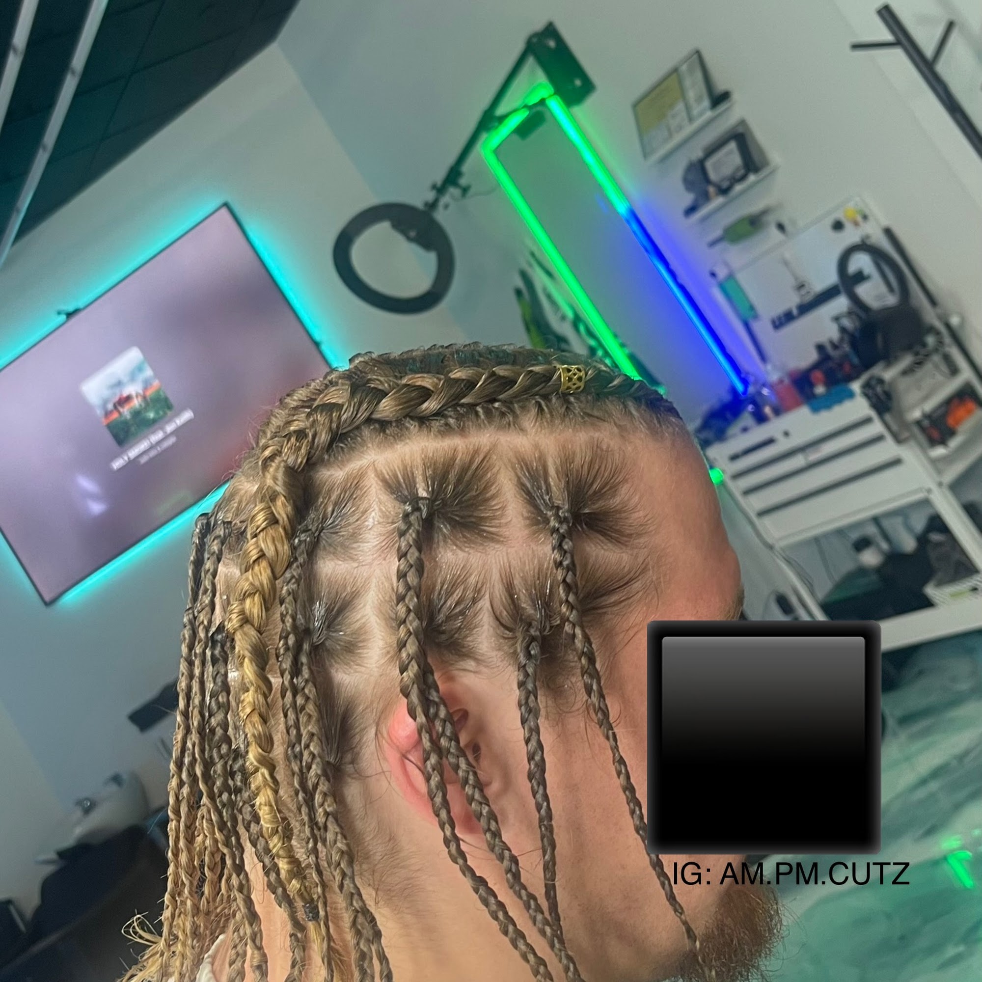 AM PM CUTZ 875 Idylwood Dr SE, Salem Oregon 97302