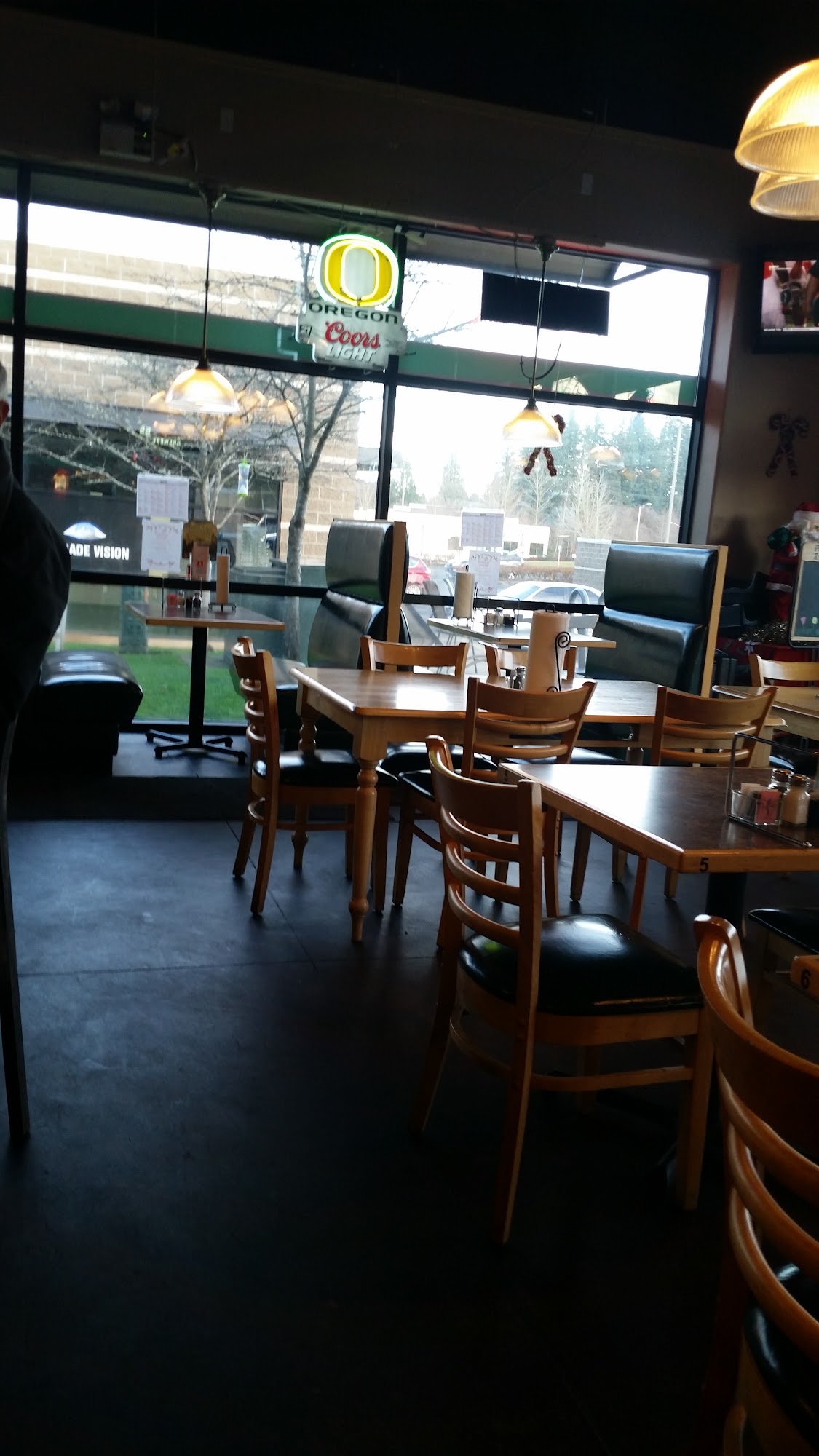 Smoky Hearth Restaurant Bar & Grill Sandy