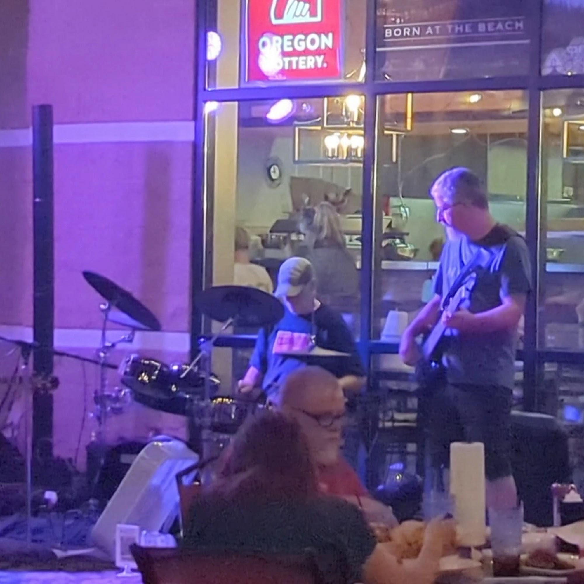 Smoky Hearth Restaurant Bar & Grill Sandy