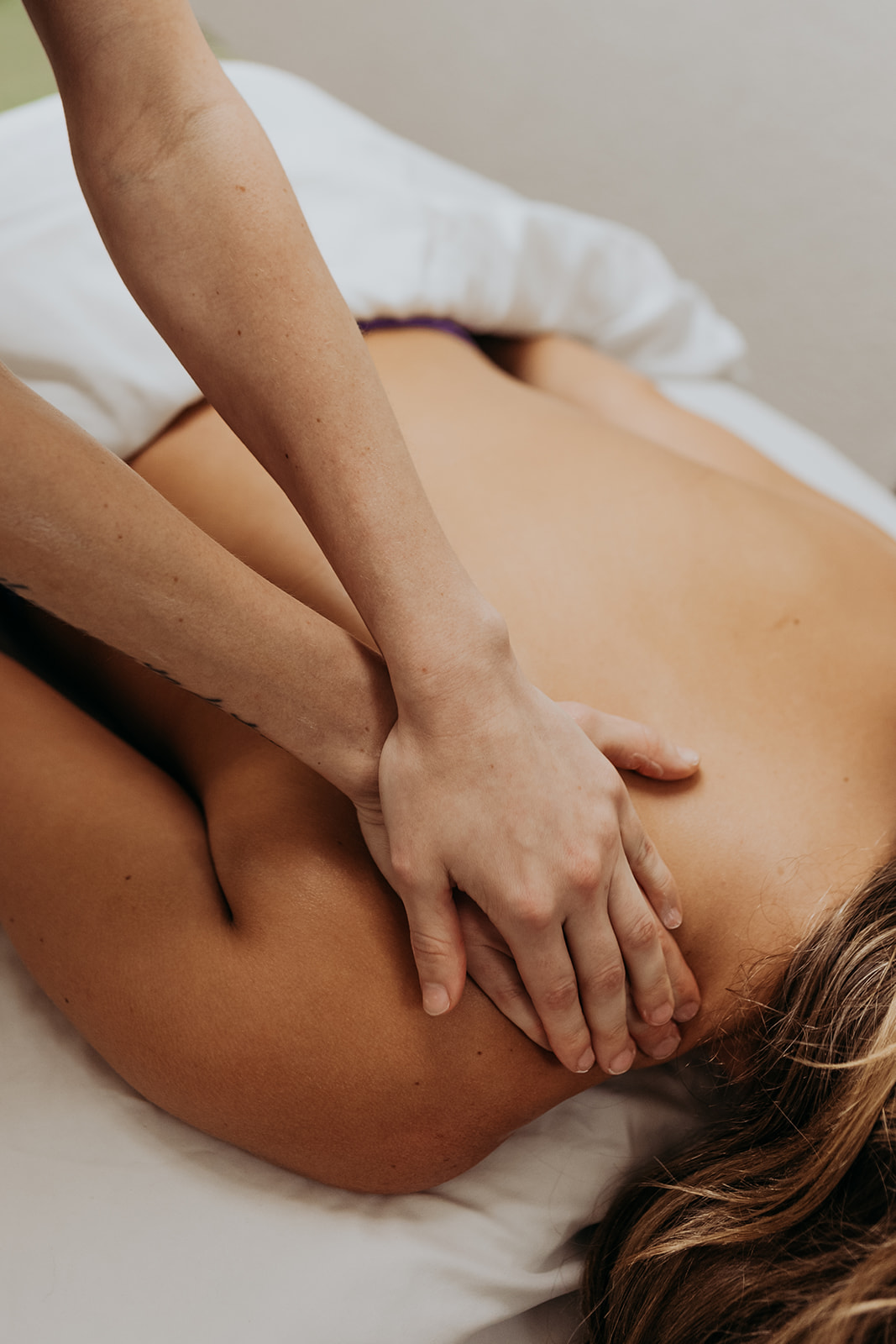 Samantha Barnes, LMT