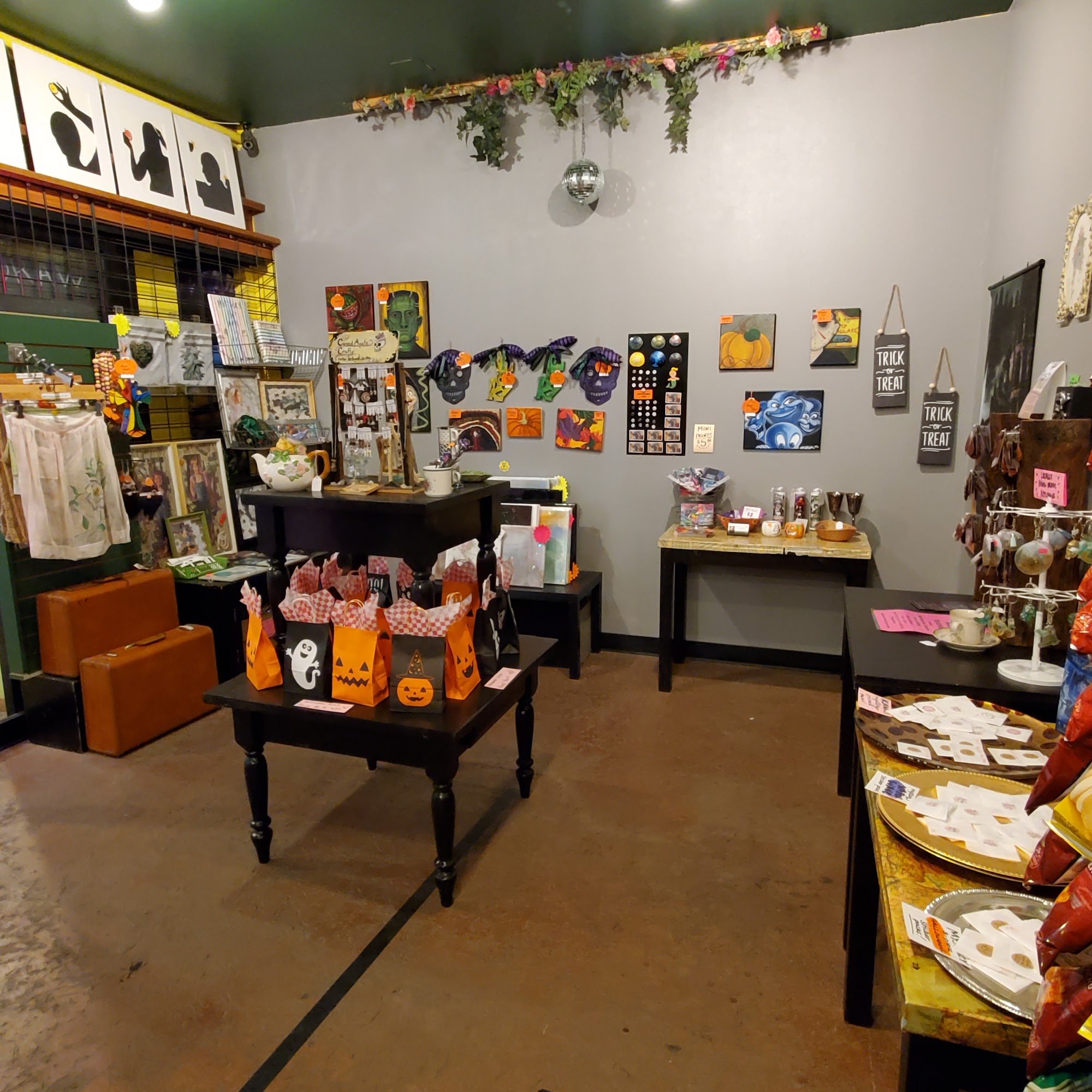 Controversial Coffee Seaside