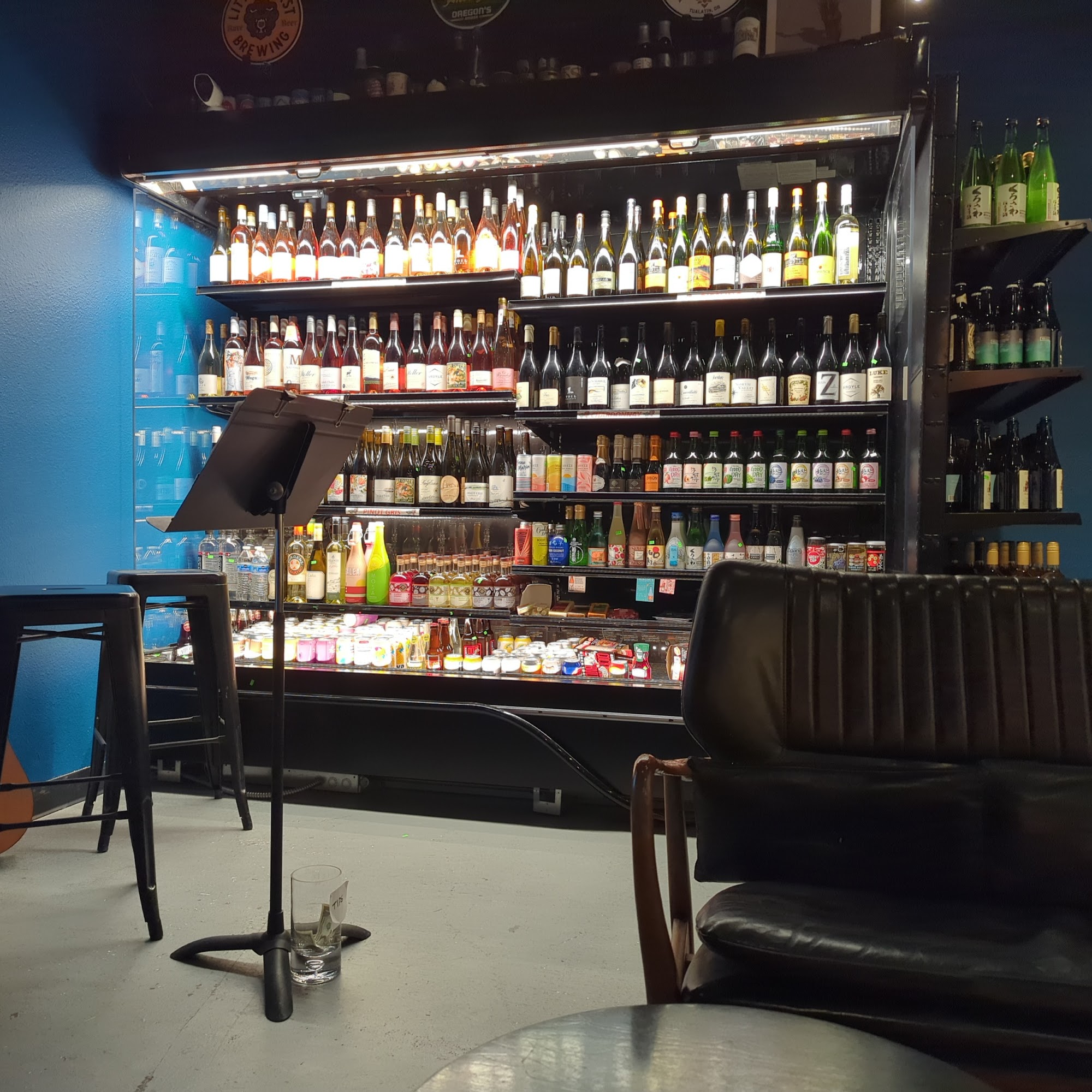 Hop & Vine Bottle Shop & Tap Room Seaside