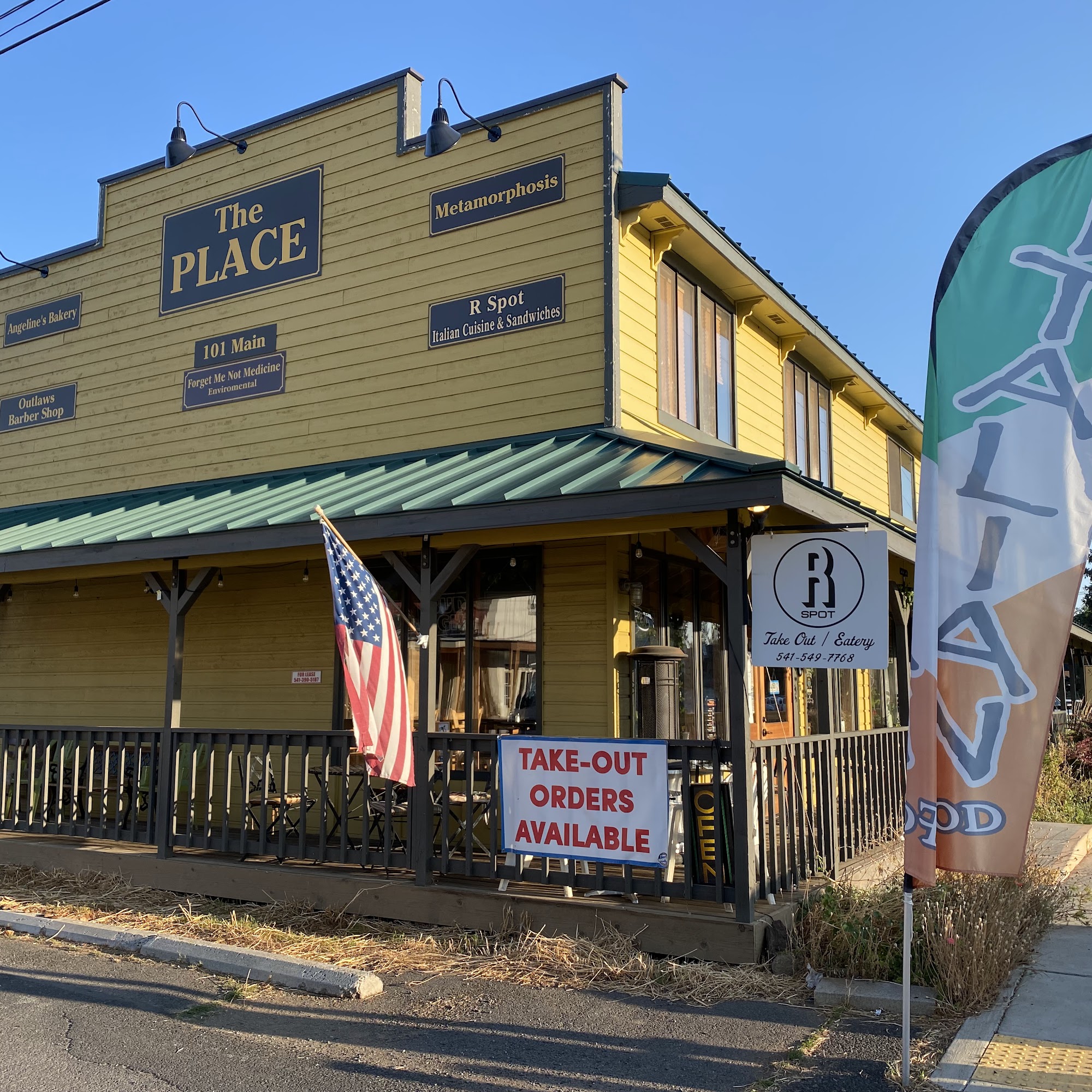 R Spot Takeout and Eatery Sisters