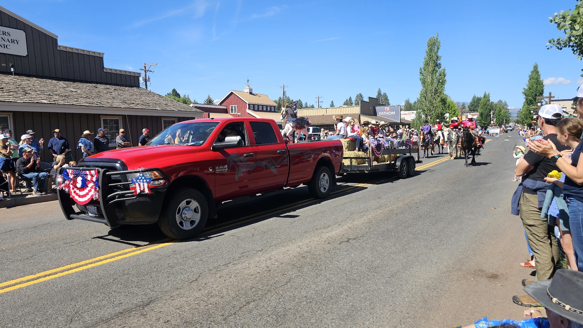 Sisters Veterinary Clinic Sisters