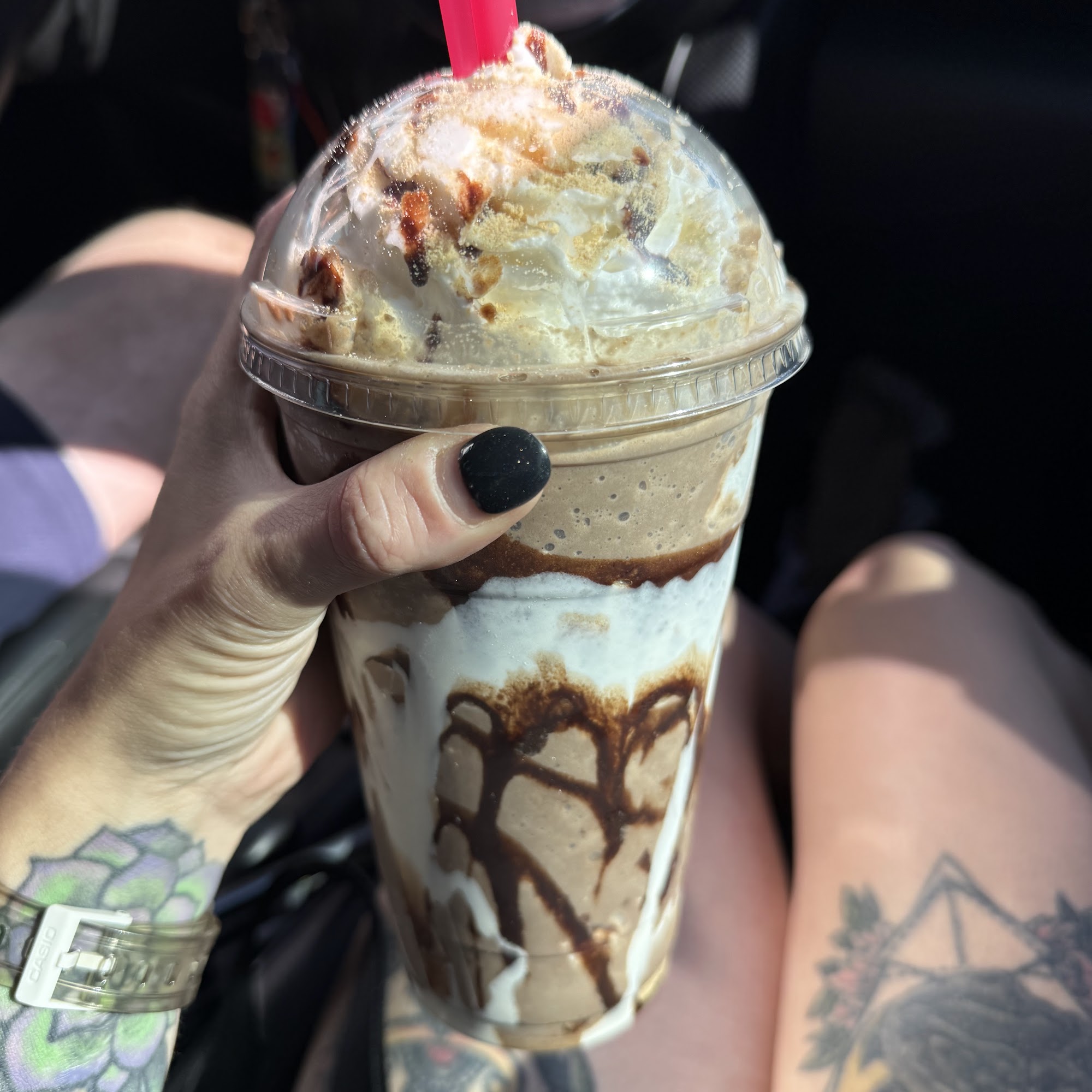 Lindsey's Lattes | Drive-thru Tillamook