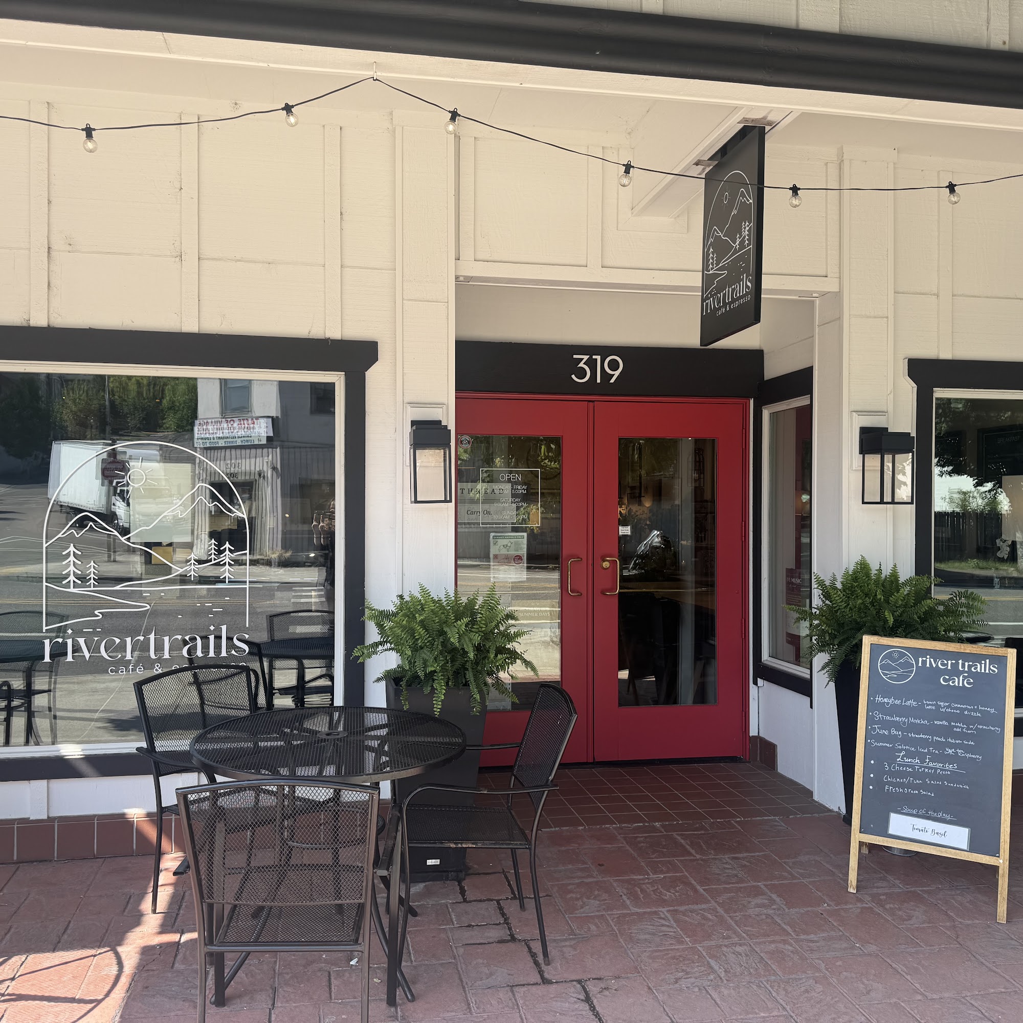 Rivertrails Cafe & Espresso 319 E Historic Columbia River Hwy, Troutdale, OR 97060