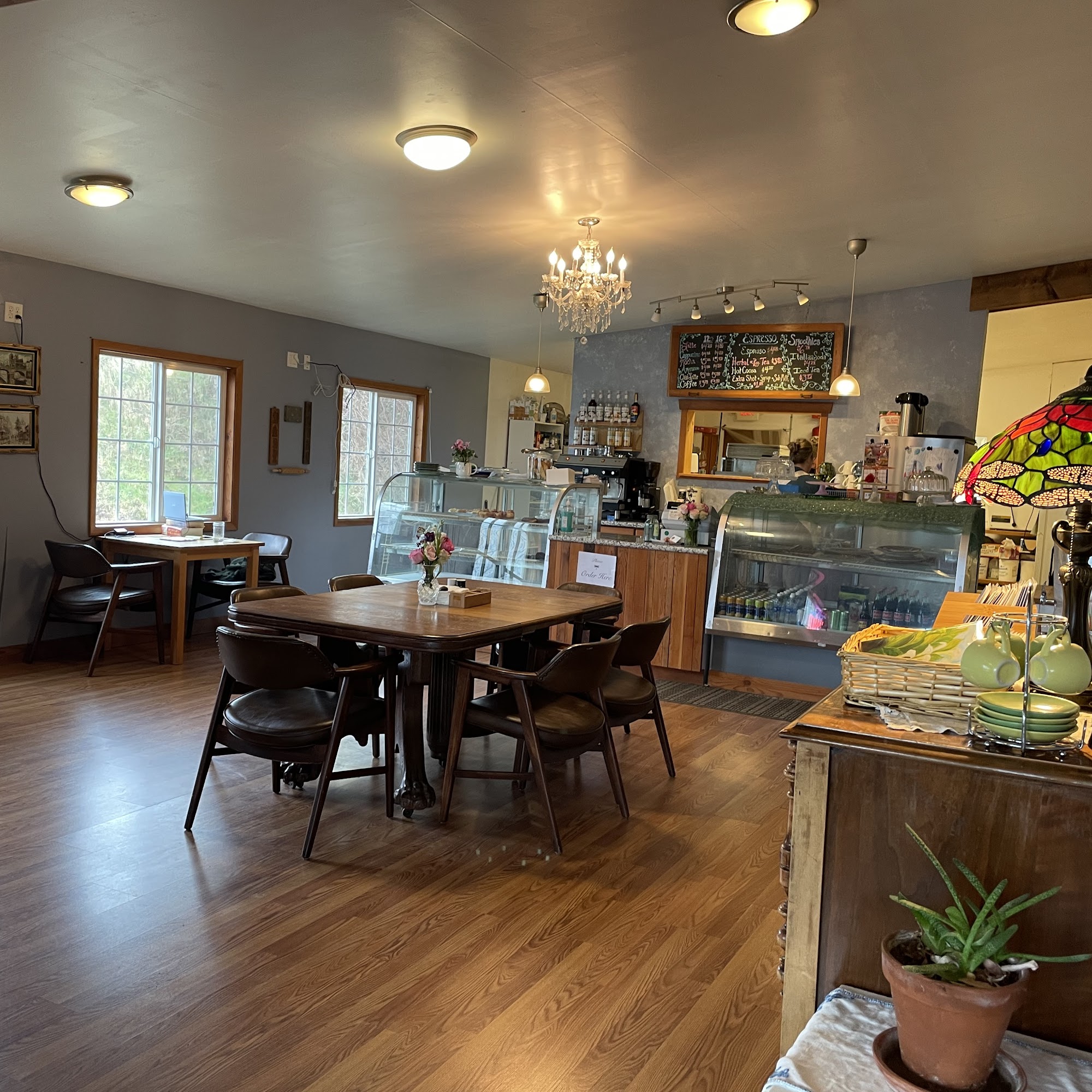 Handy Creek Bakery and cafe Wheeler