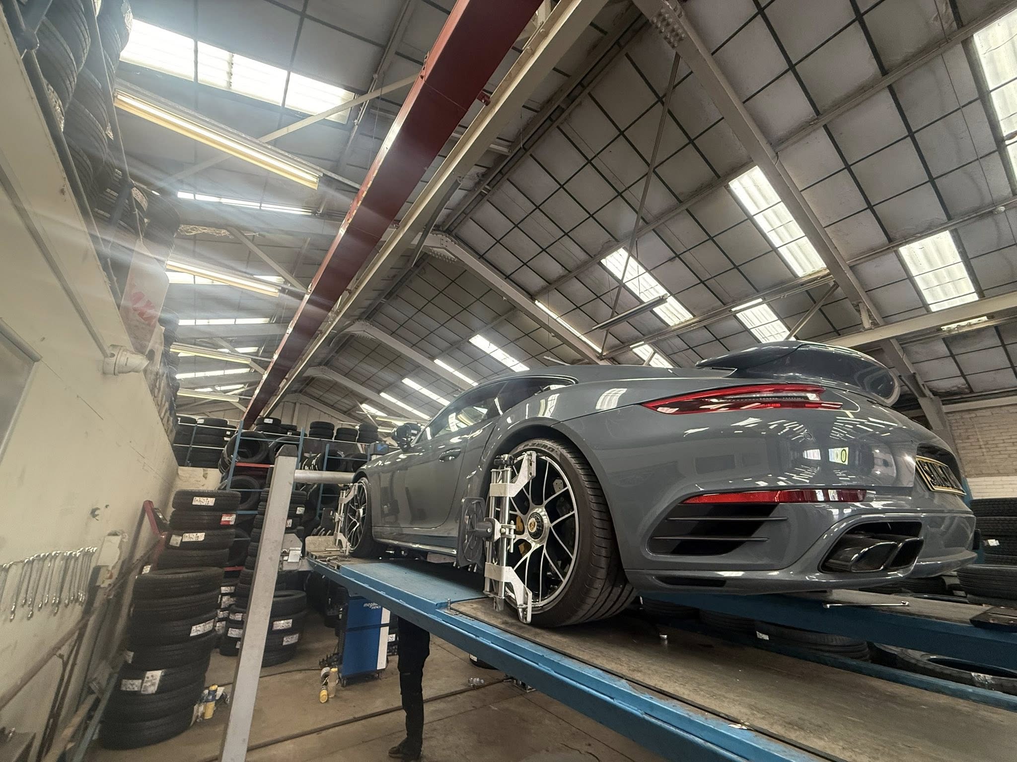 Phillips Tyres Bicester