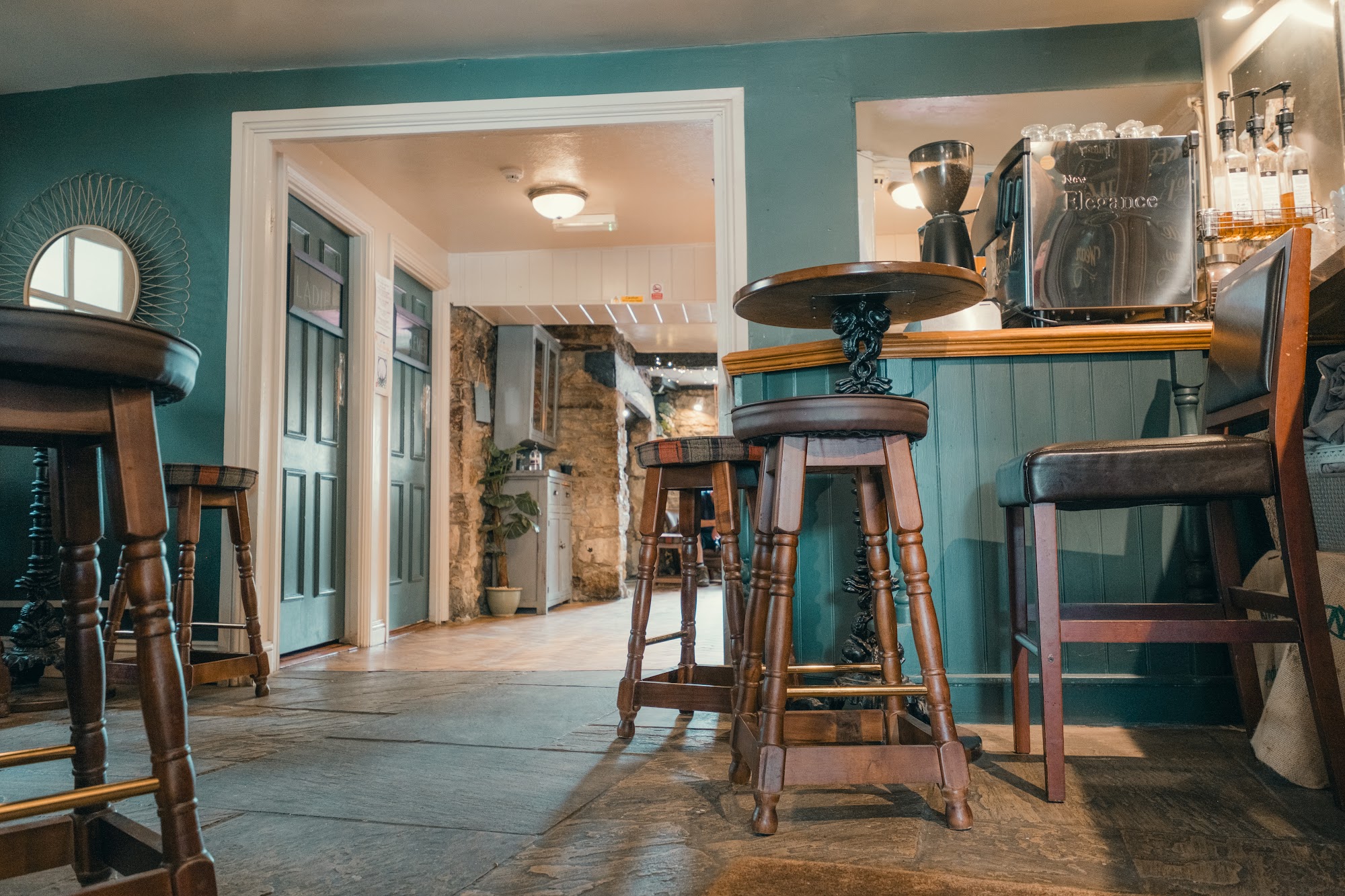 The Sun Pub 5 Church Rd, Wheatley, Oxford