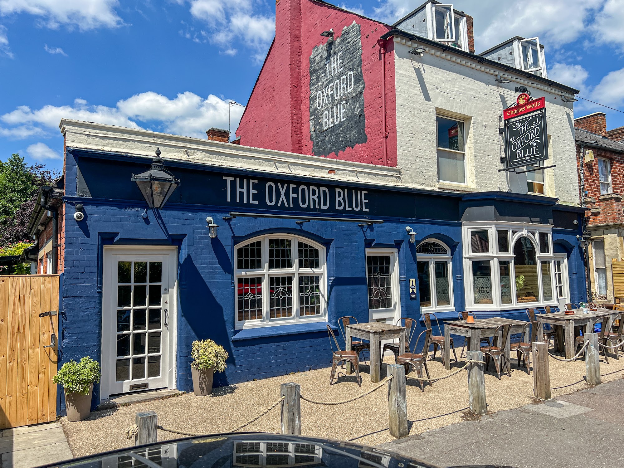 Oxford Blue 32 Marston St, Oxford