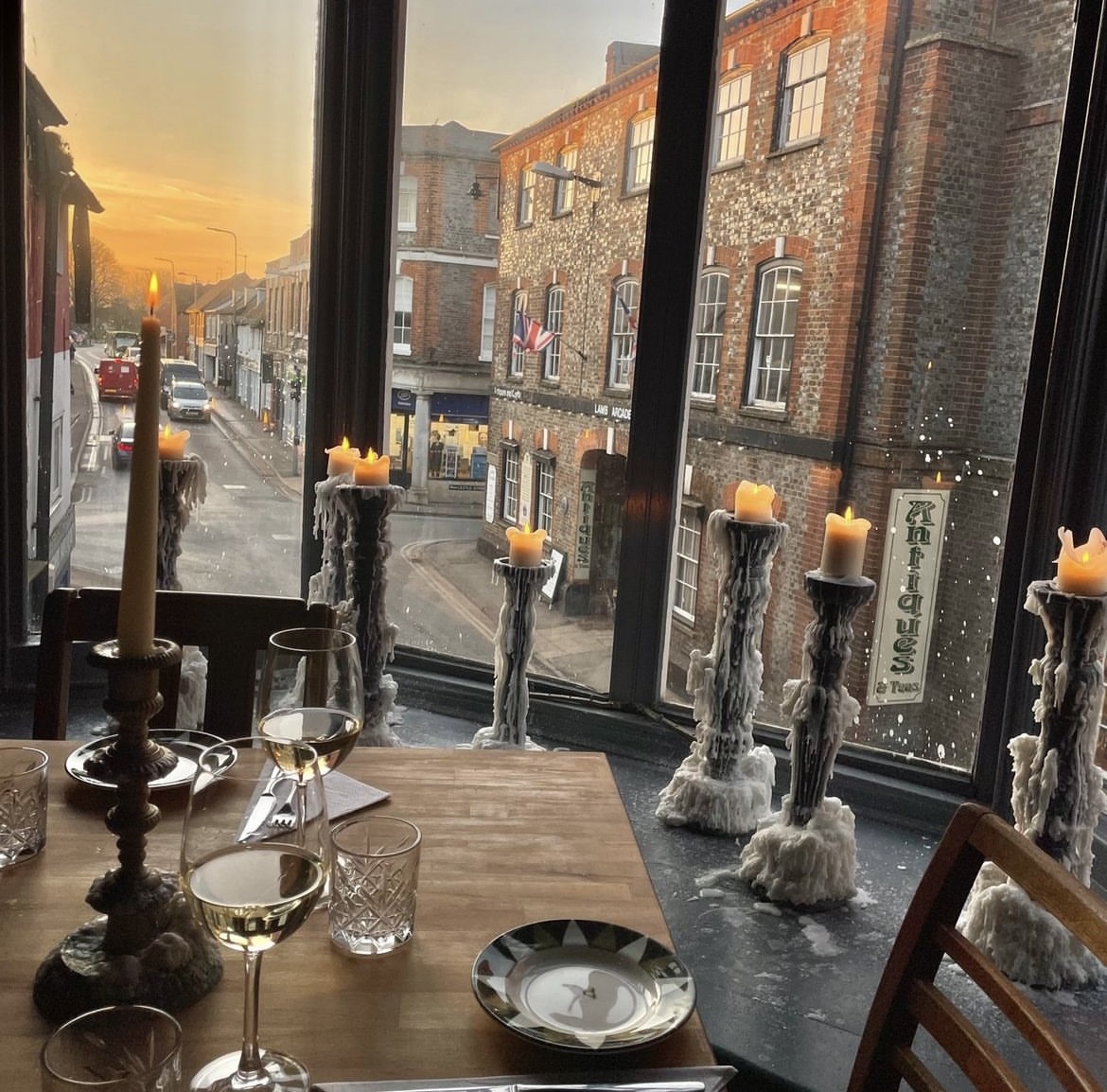 Shellfish Cow Restaurant & Bar 28 High St, Wallingford
