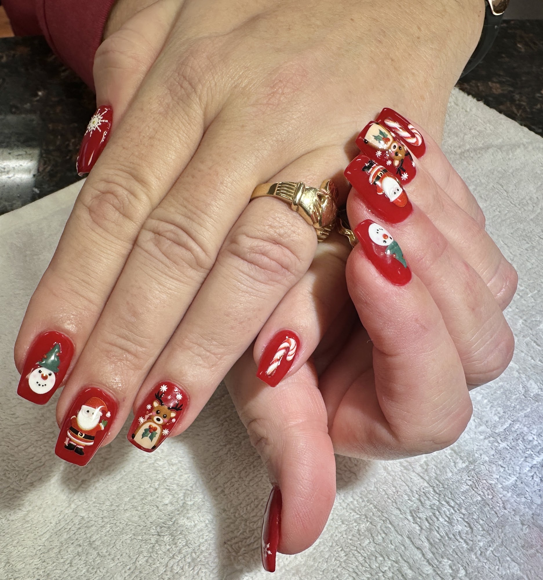 AMBLER STARS NAILS & SPA