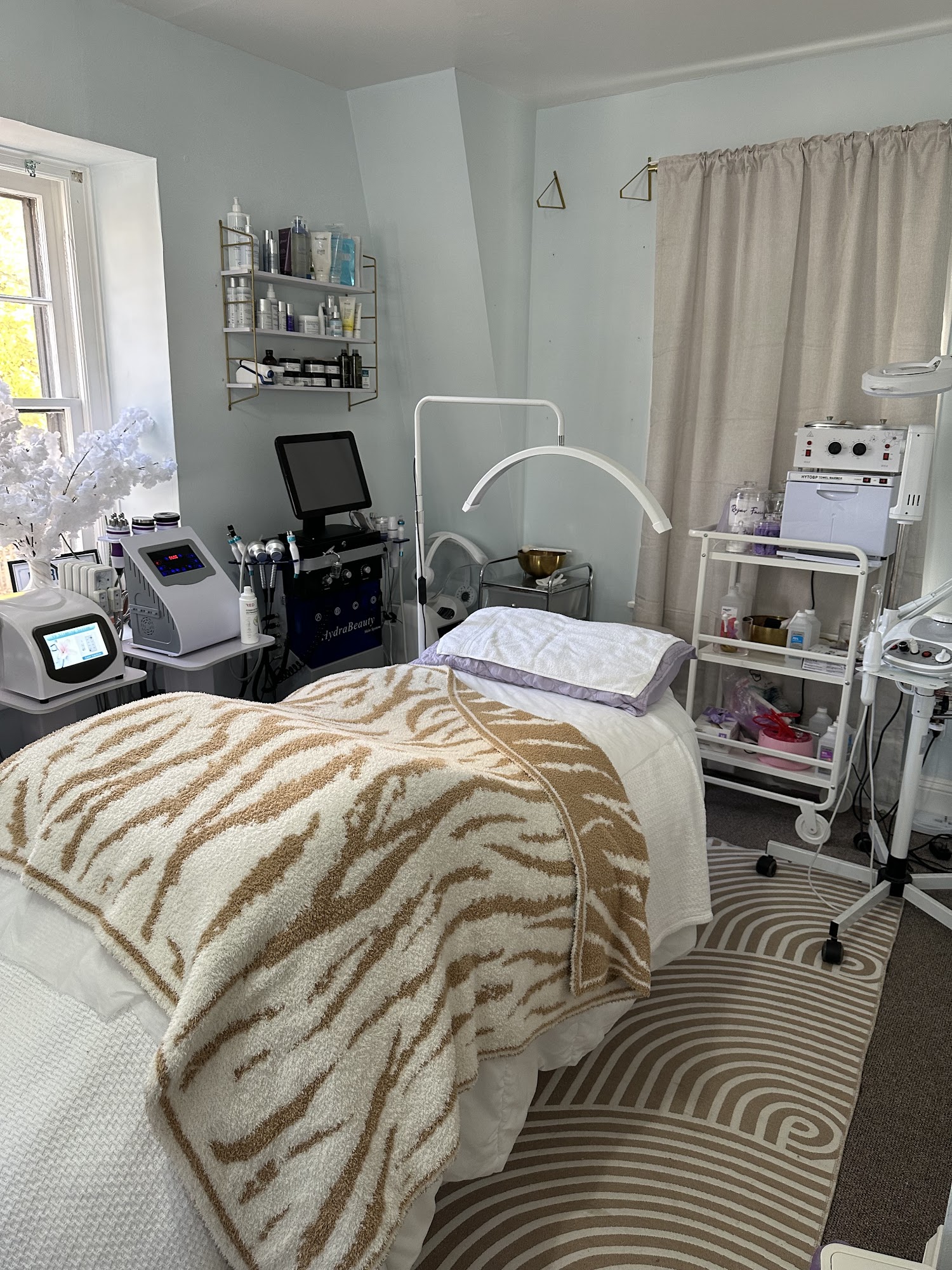 Rejuvenation Esthetics & Day Spa 115 Cynwyd Rd suite 200, Bala Cynwyd Pennsylvania 19004