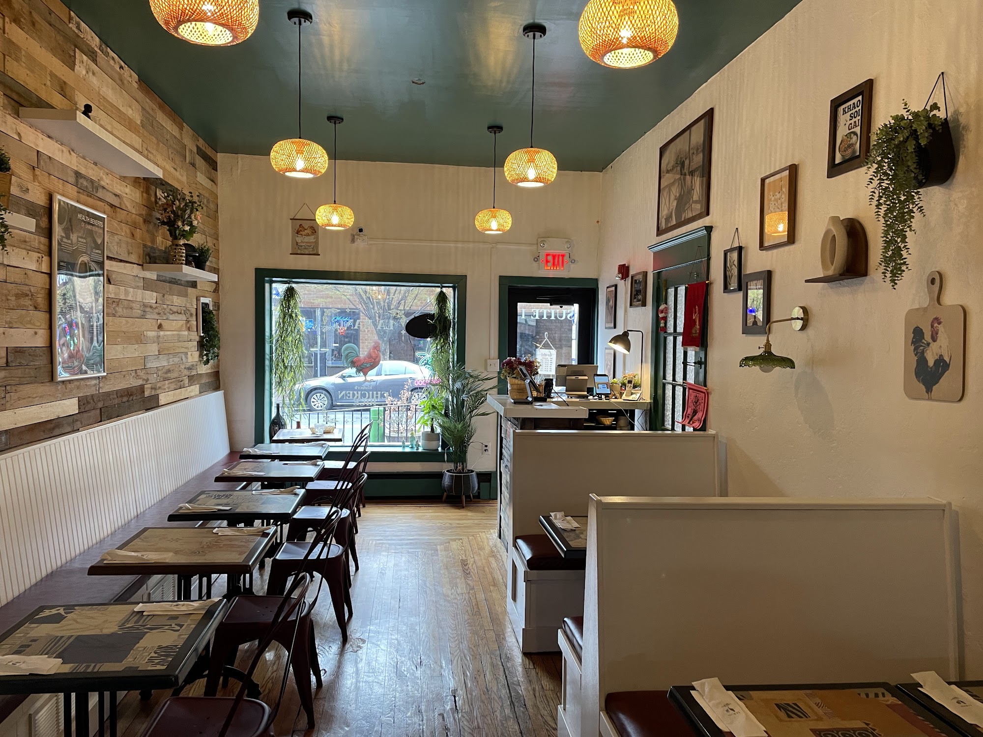 La Kang Chicken and Rice 15 E 4th St, Bethlehem