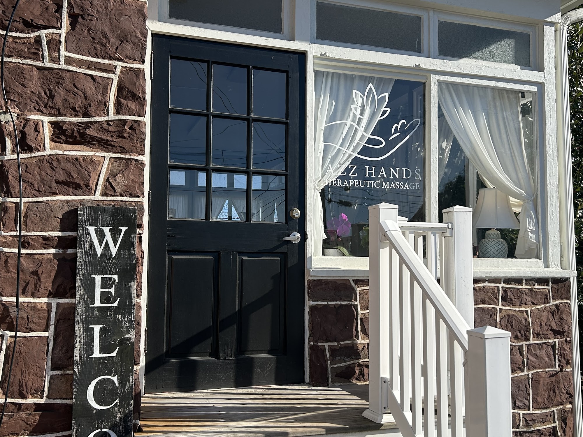 Jazz Hands Therapeutic Massage