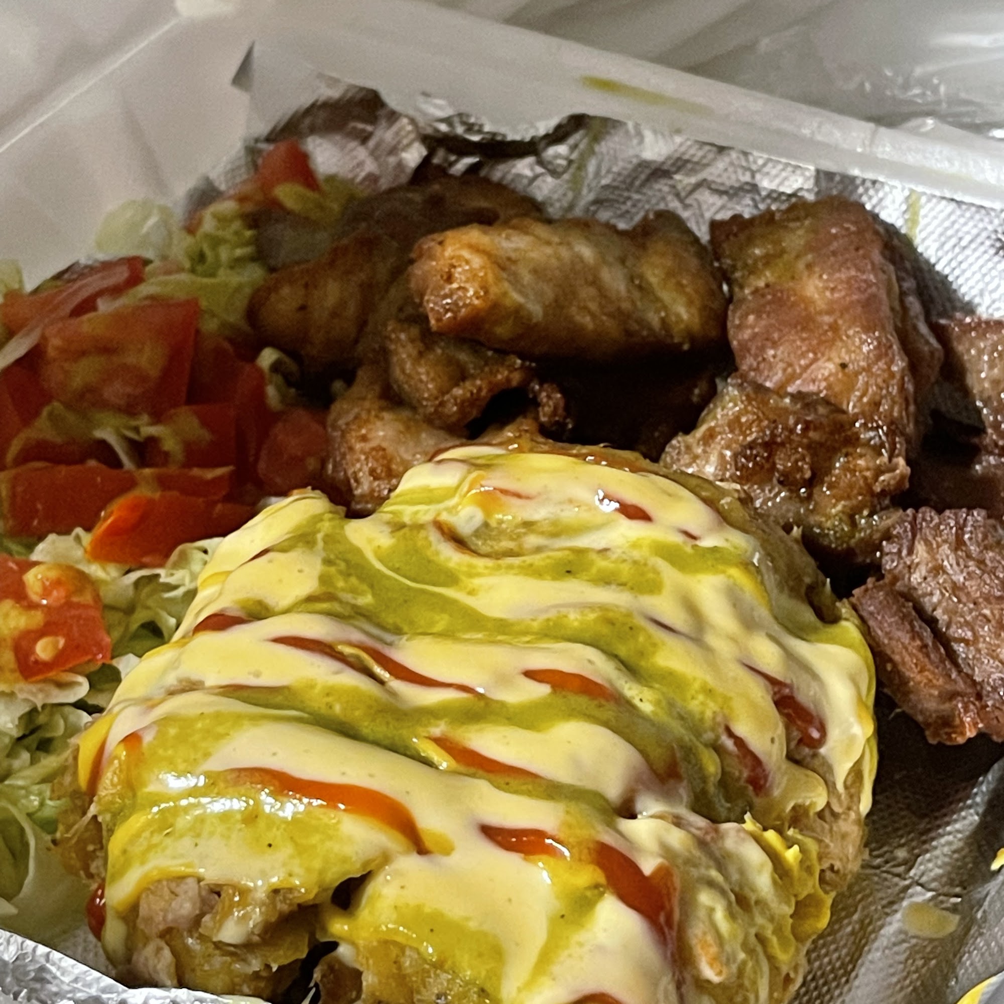 JR MI PATIO FOOD TRUCK 153 Grandview Ave, Chambersburg