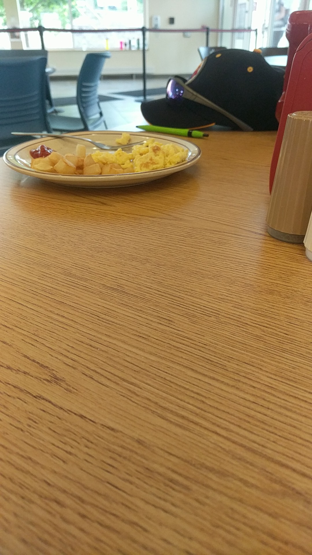 Eagle Commons Dining Hall Menu