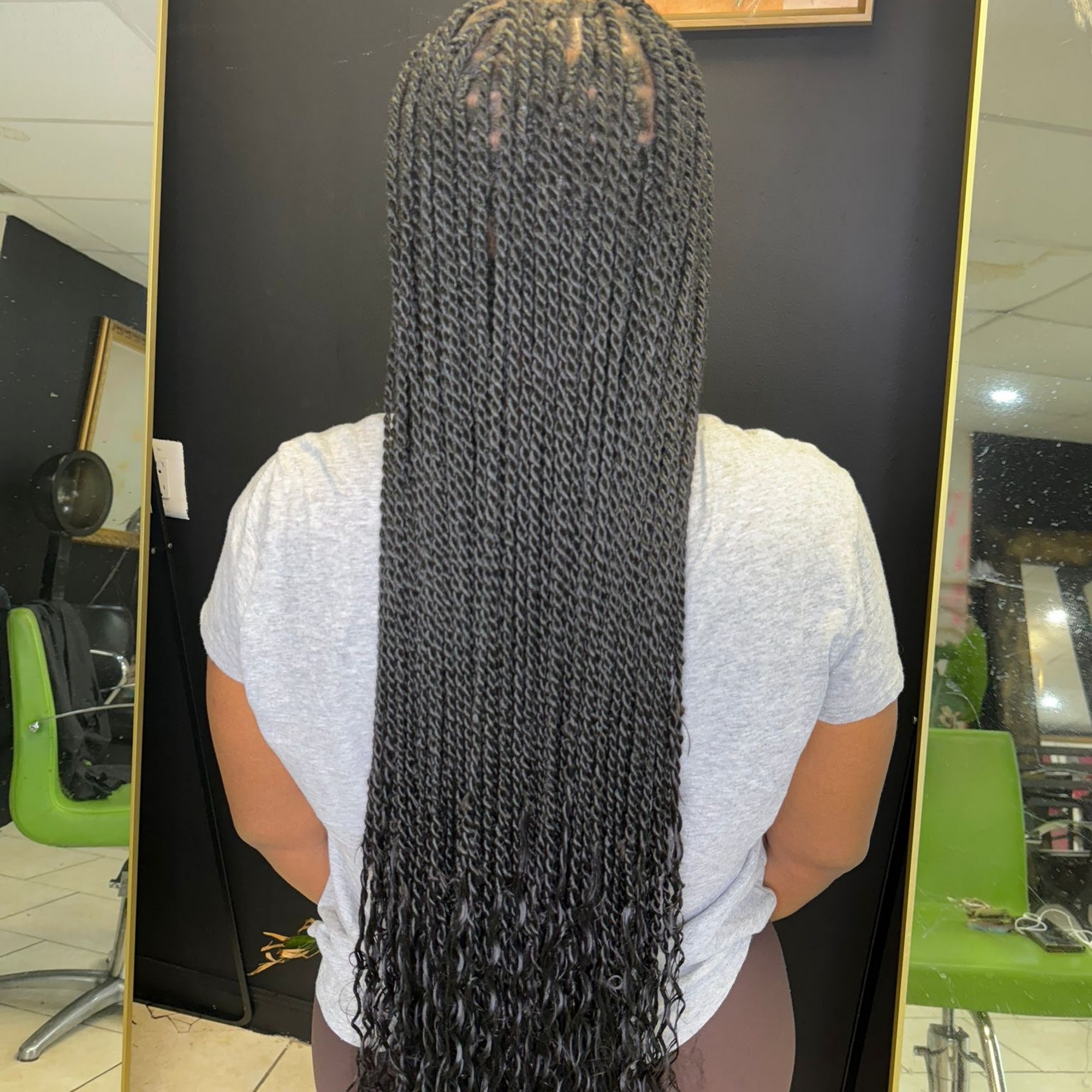 M&J Africa American Hair Braiding Salon 510 Main St, Darby Pennsylvania 19023