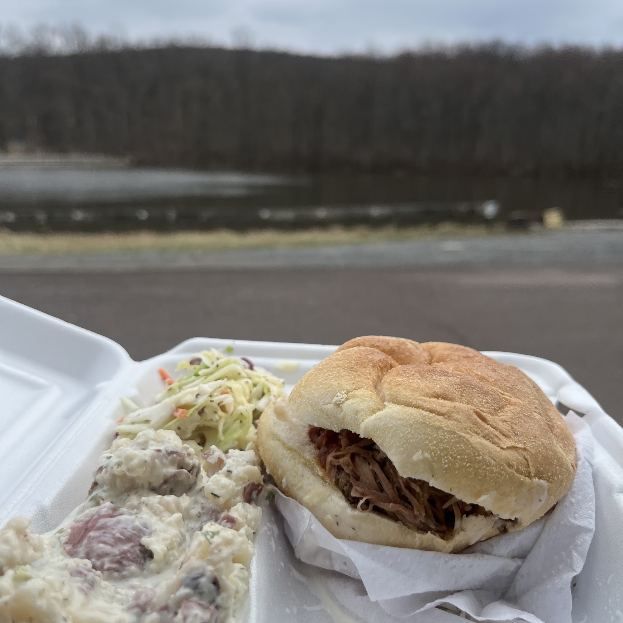 Hillbilly BBQ Douglassville