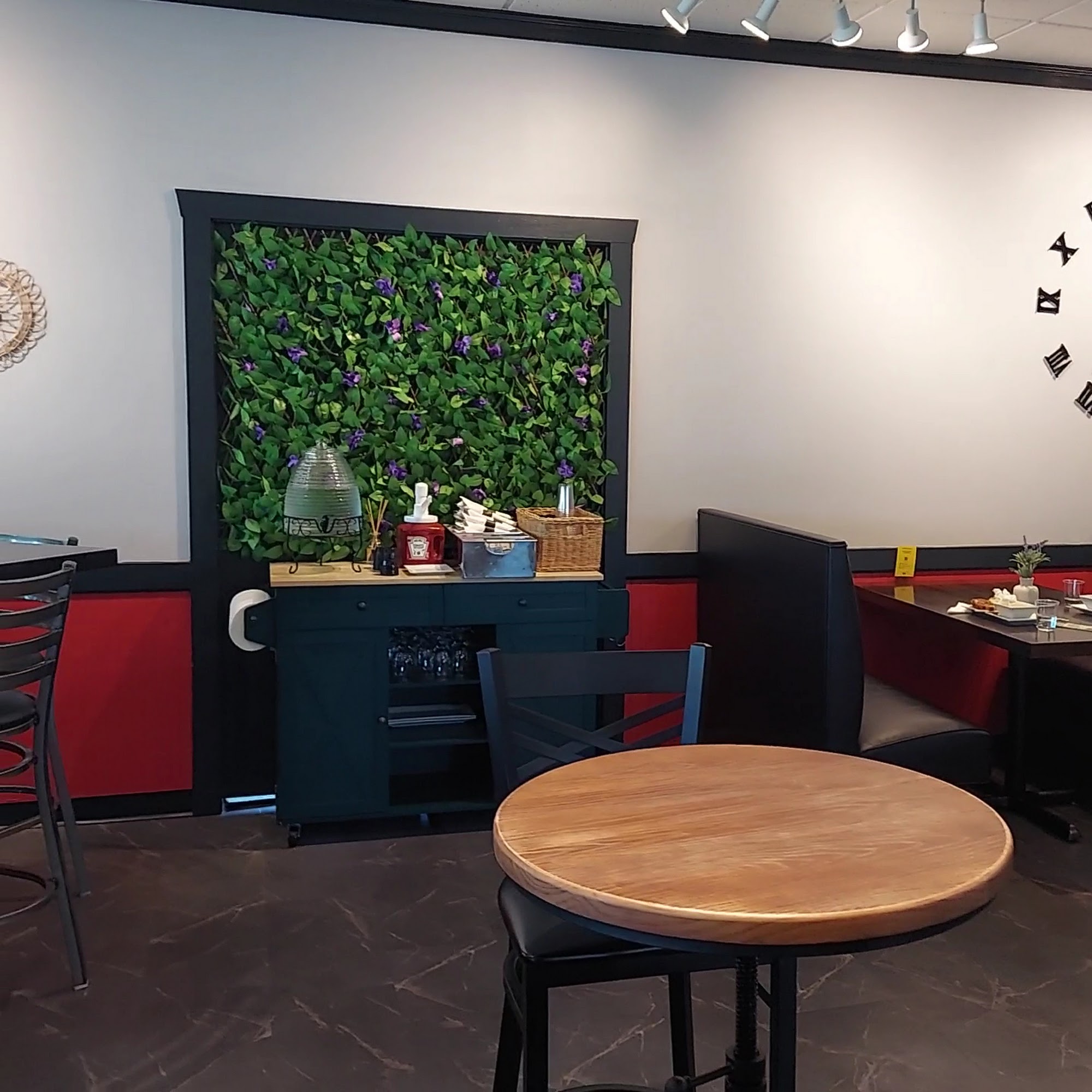 3 Sisters' Chicken Ephrata