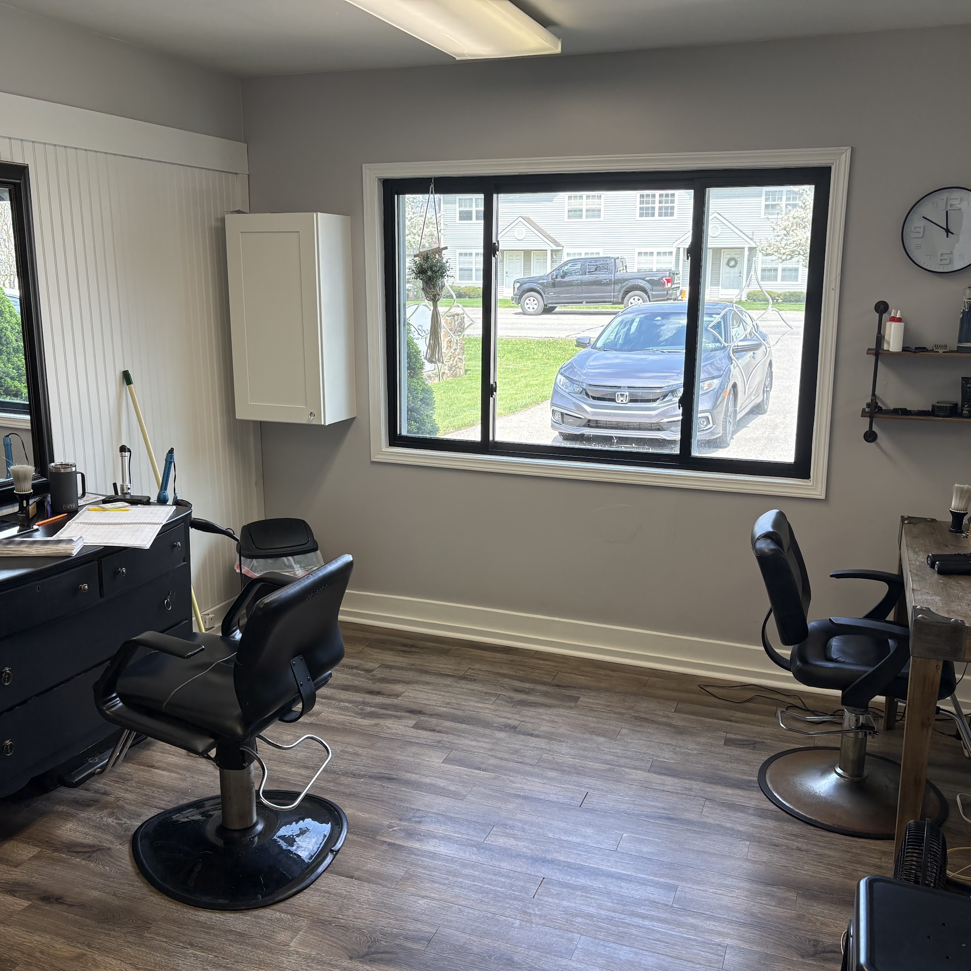 Shop For Men's Cuts 1725 W Grandview Blvd, Erie Pennsylvania 16509