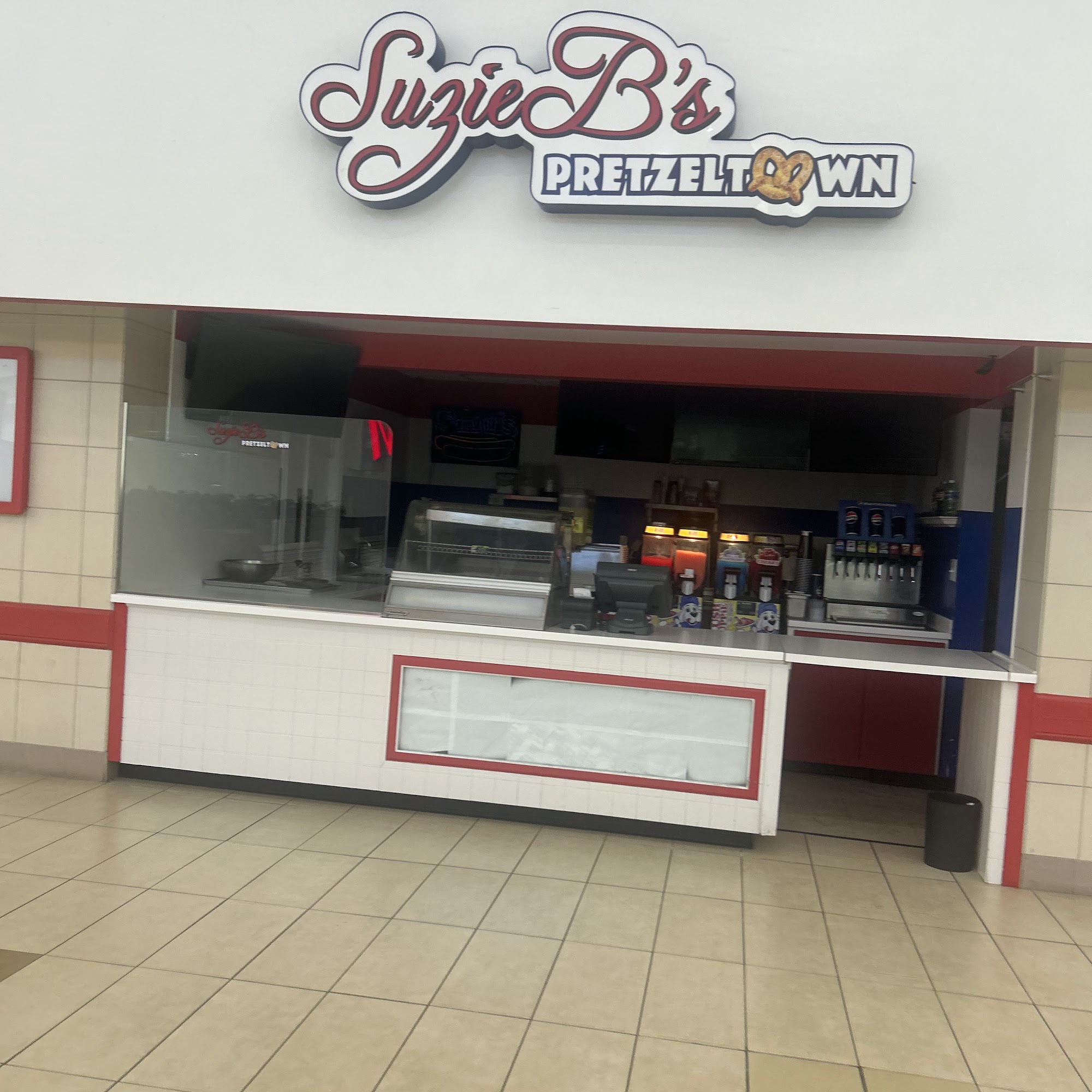 Suzie B's Pretzeltown 527 Millcreek Mall Blvd, Erie