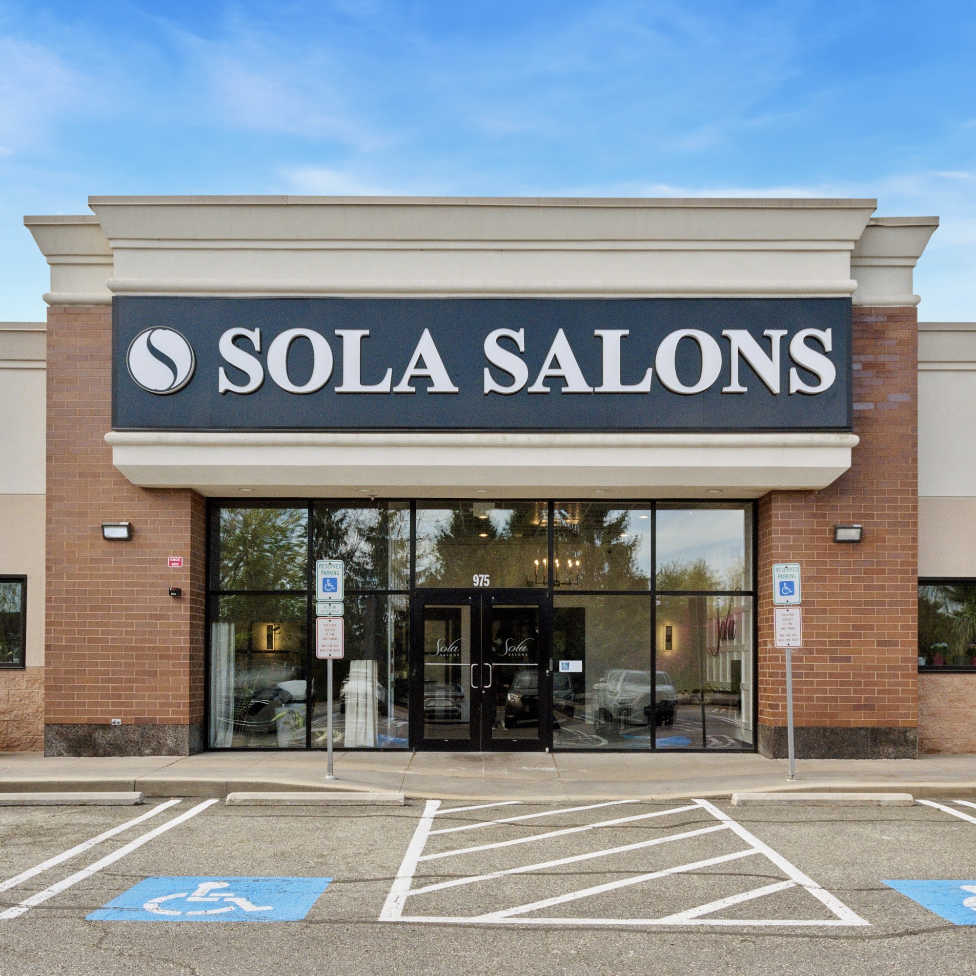 Sola Salon Studios 975 Baltimore Pike, Glen Mills Pennsylvania 19342