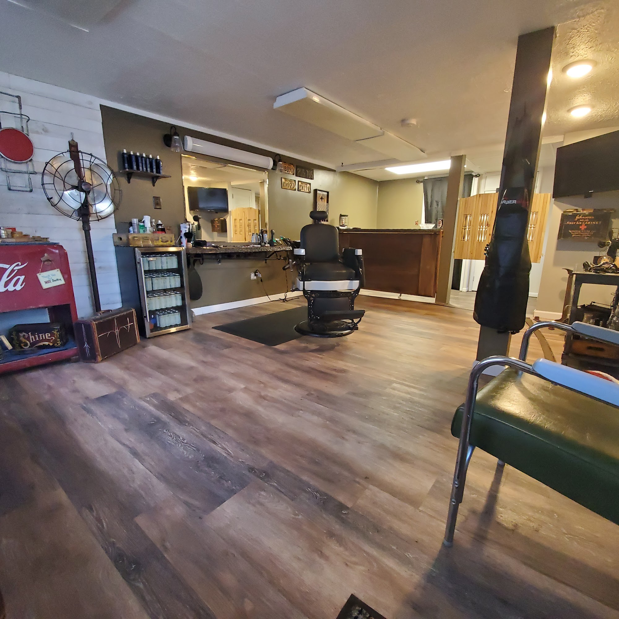Sinister Cuts 638 Oakland Ave, Greensburg Pennsylvania 15601