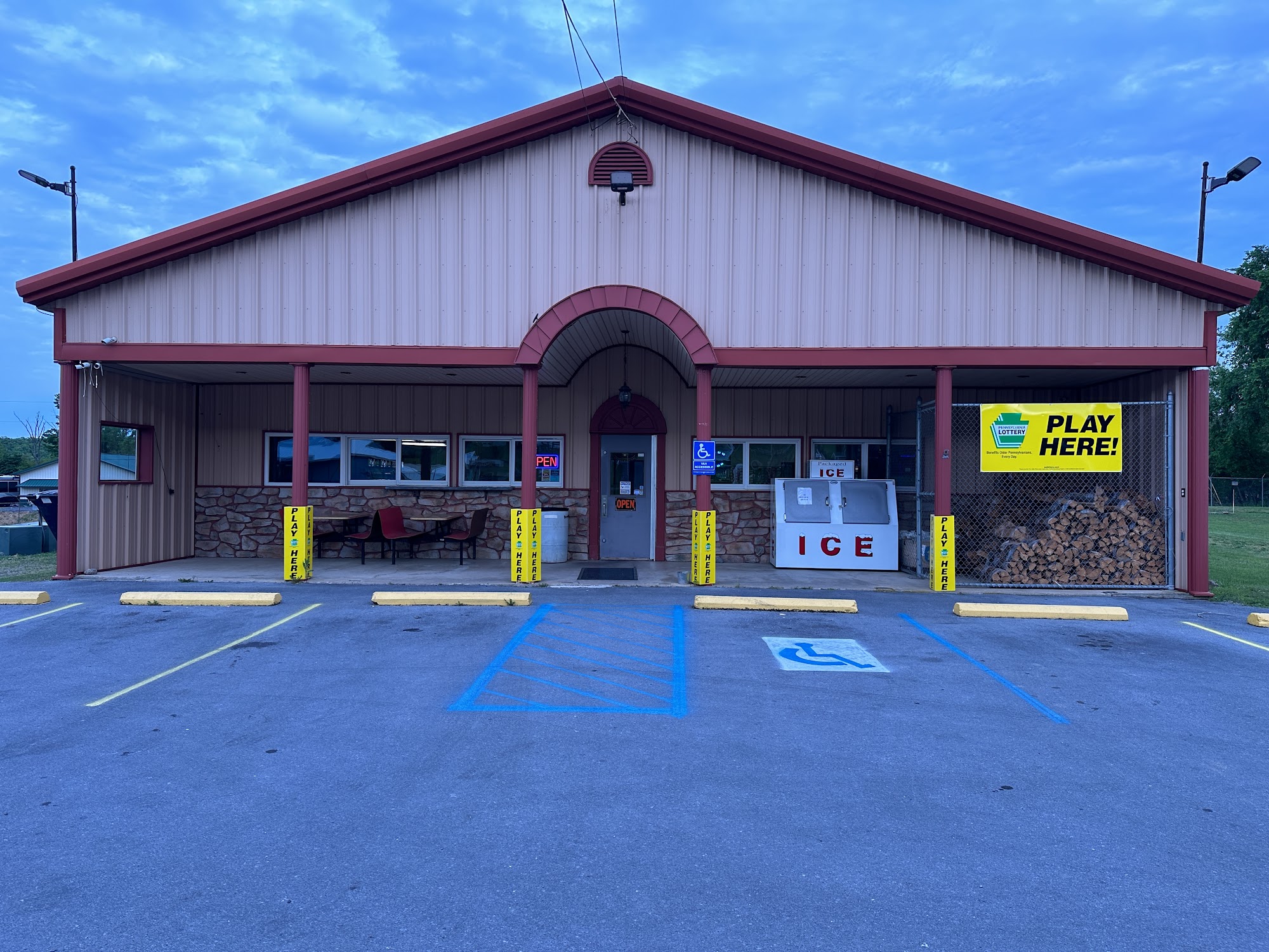 RAYSTOWN COUNTRY STORE James Creek