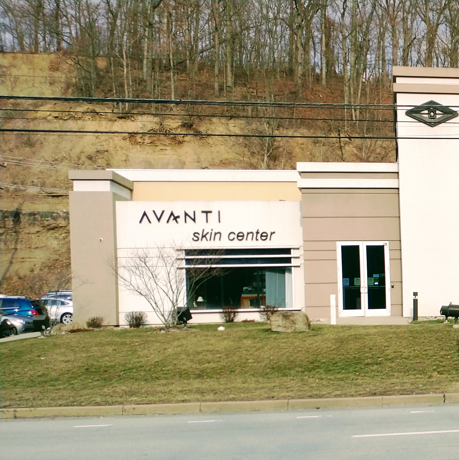 Avanti Skin Center 1675 PA-51, Jefferson Hills Pennsylvania 15025