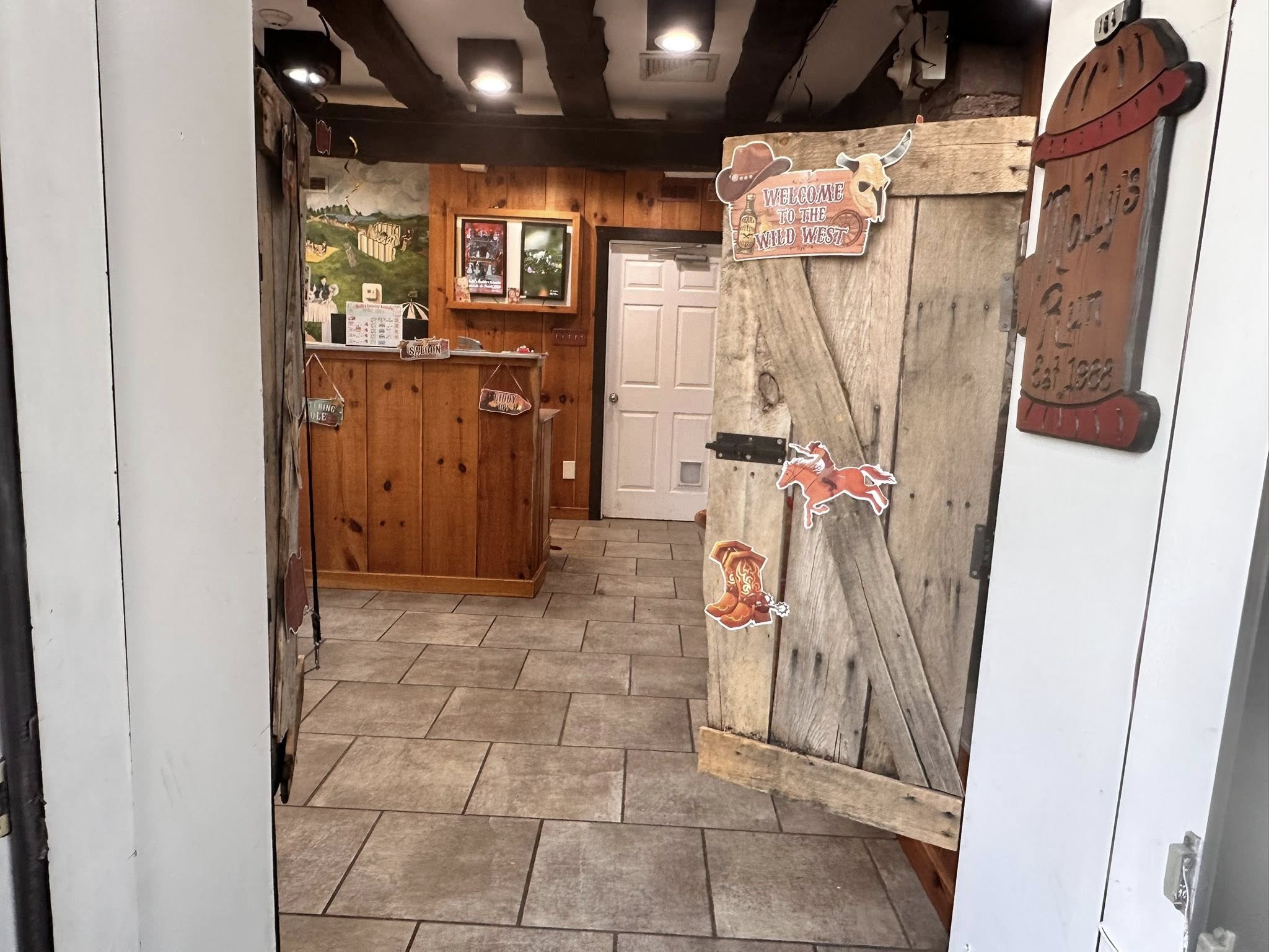 Molly's Country Kennels Inc Lansdale
