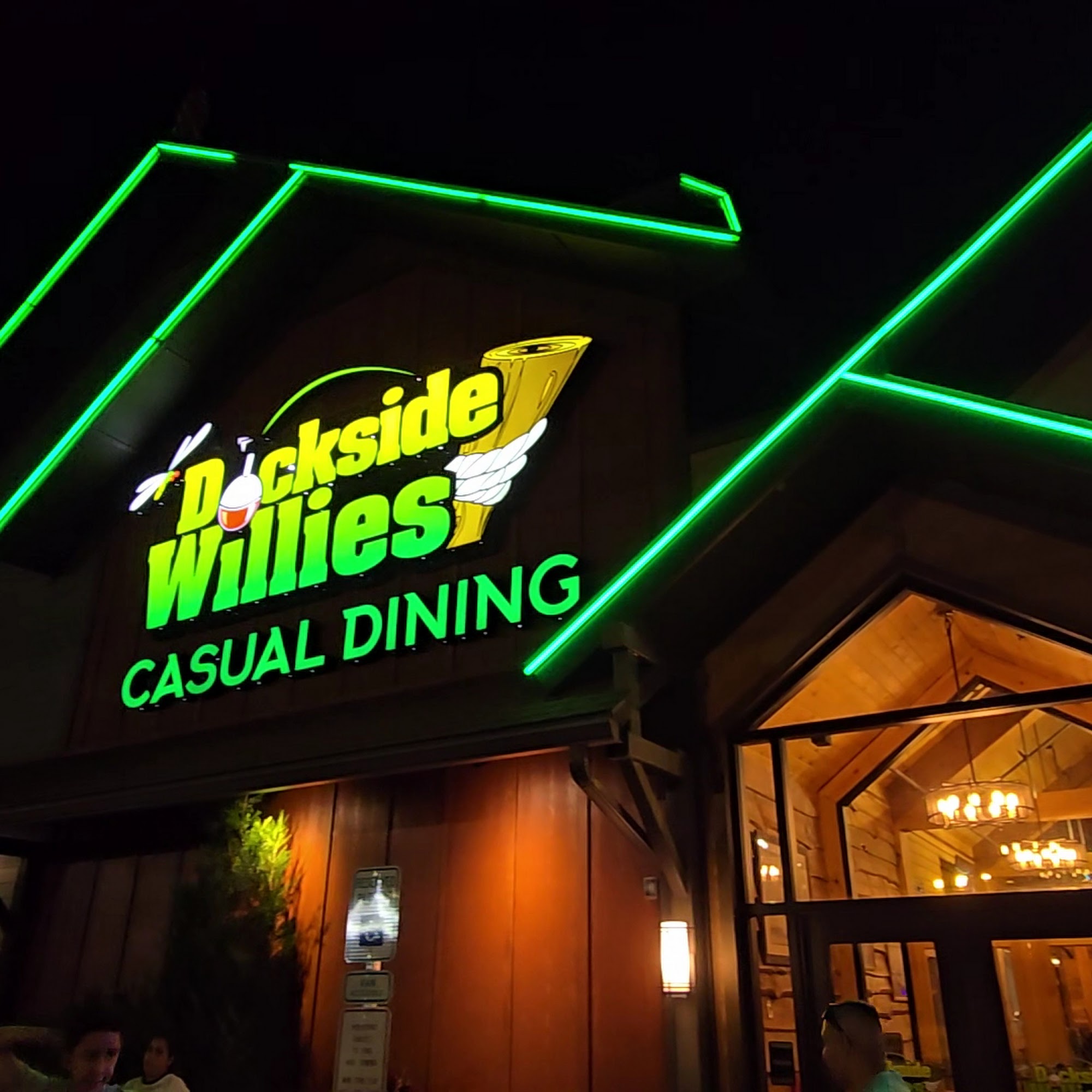 Dockside Willies Lemoyne