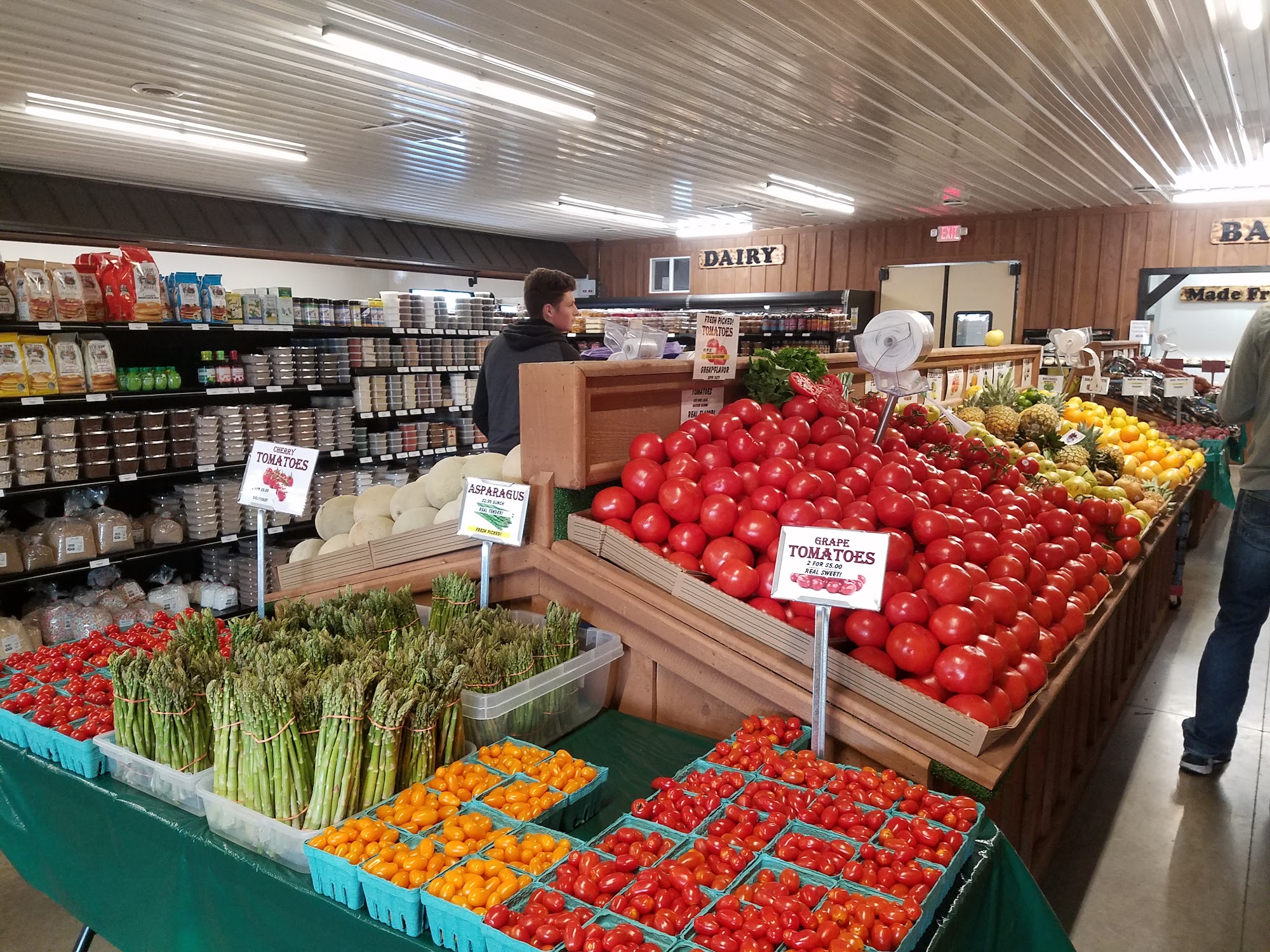 DAVY'S FRESH MARKET - Lewisburg PA - Hours, Directions, Reviews