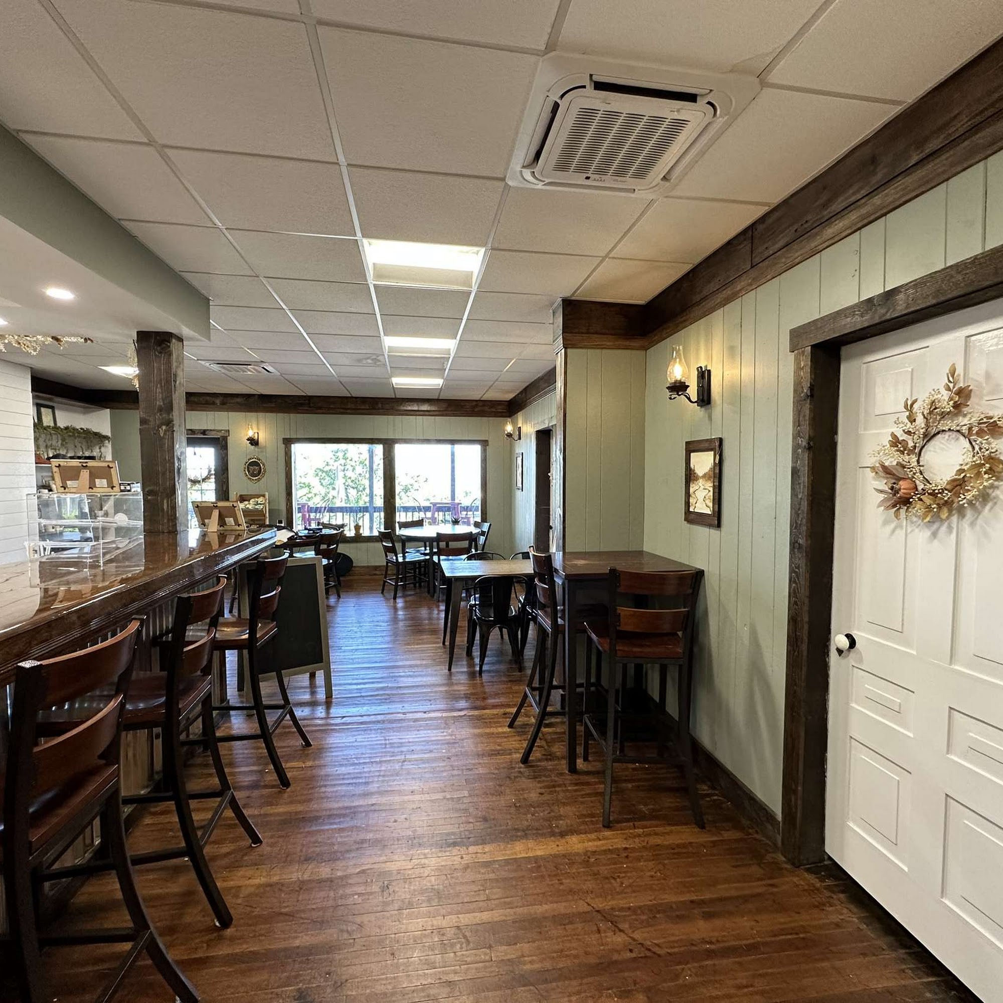 The Yoke Cafe and Event Center 10 Luthersburg-Rockton Rd Apartment 1 and Apartment 2, Luthersburg, PA 15848