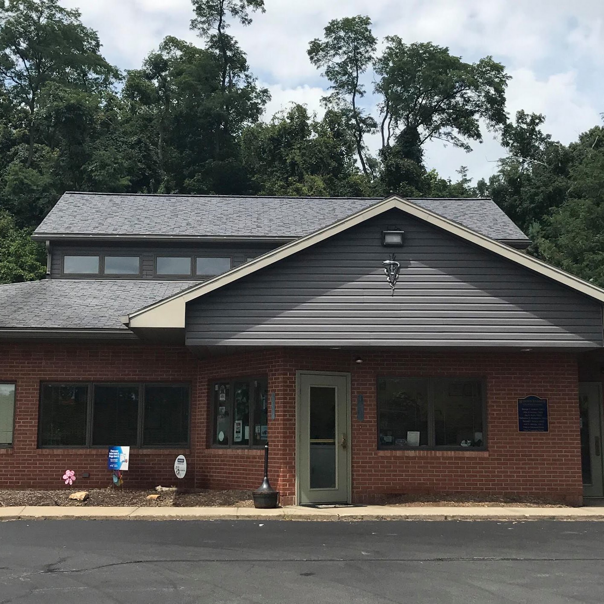 Hidden Valley Animal Clinic McMurray